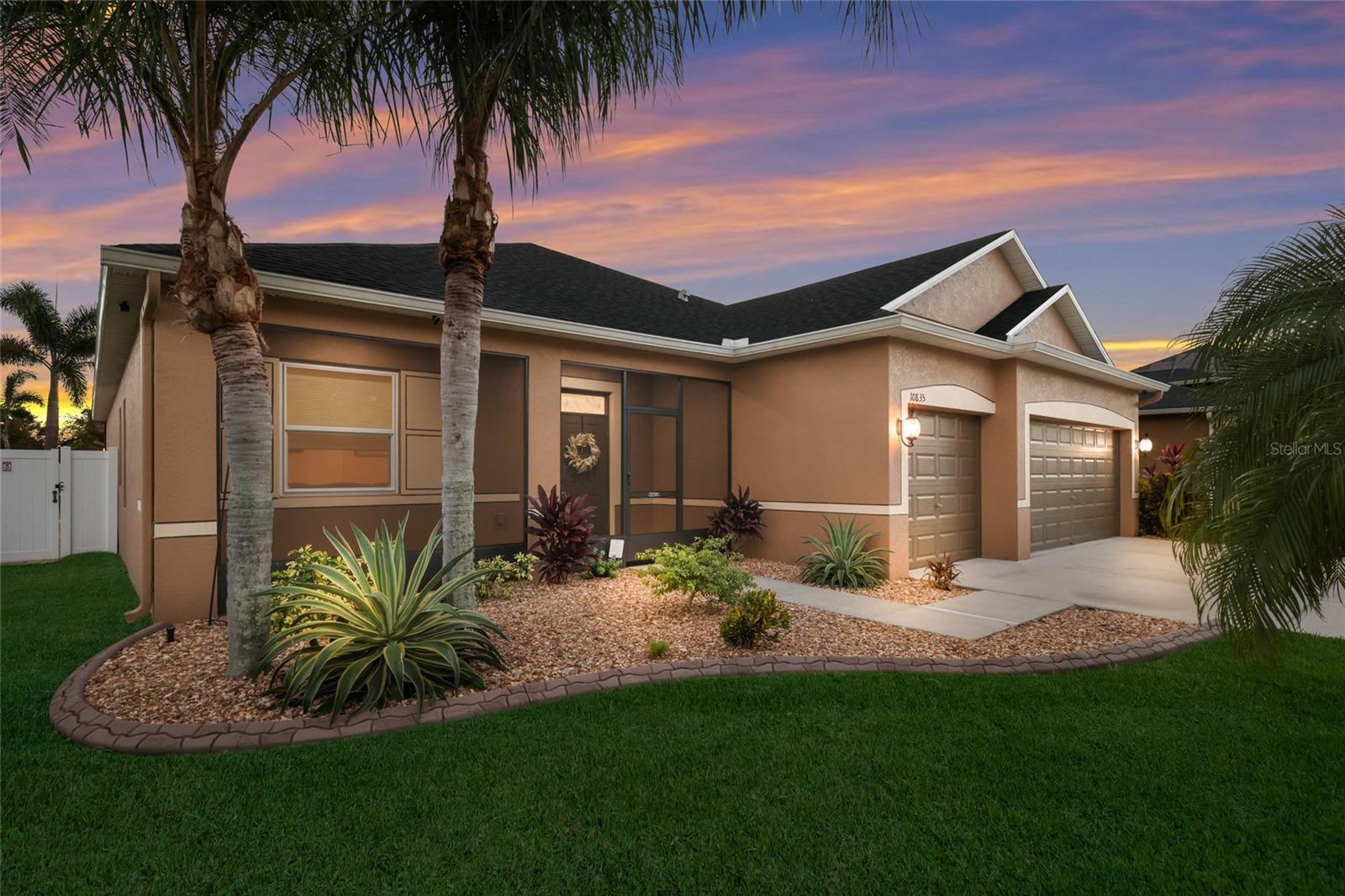 10835 CARLOWAY HILLS DR