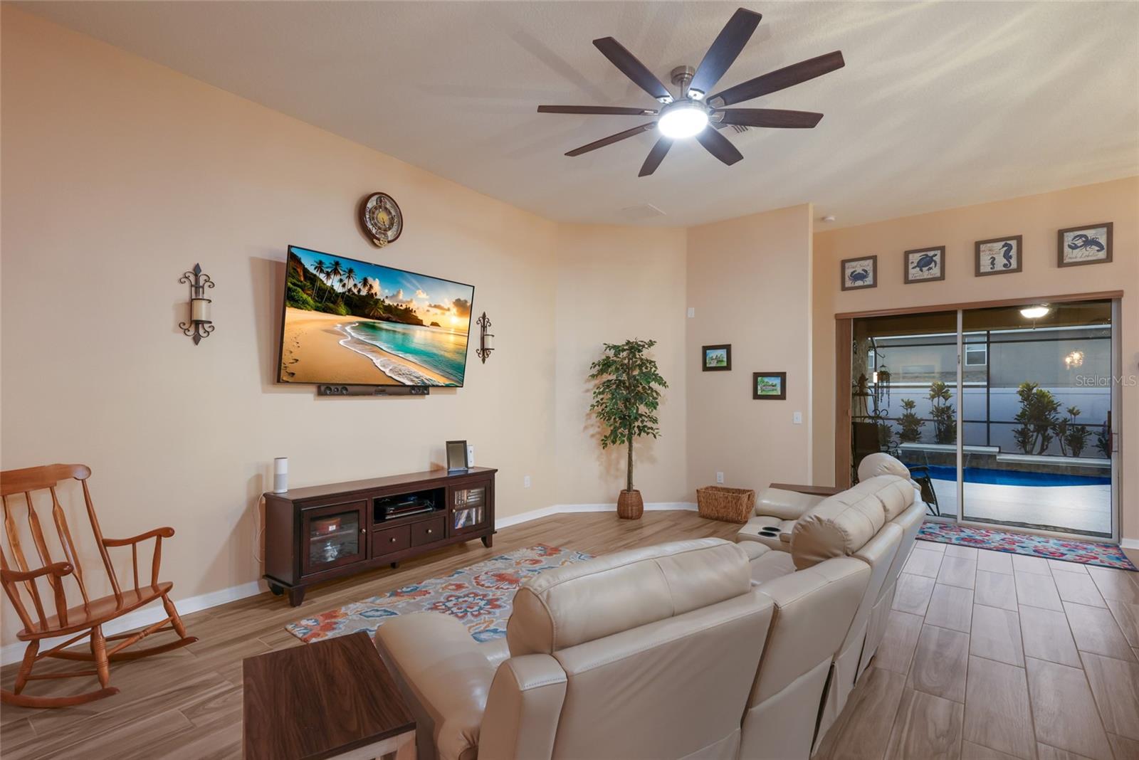 10835 CARLOWAY HILLS DR