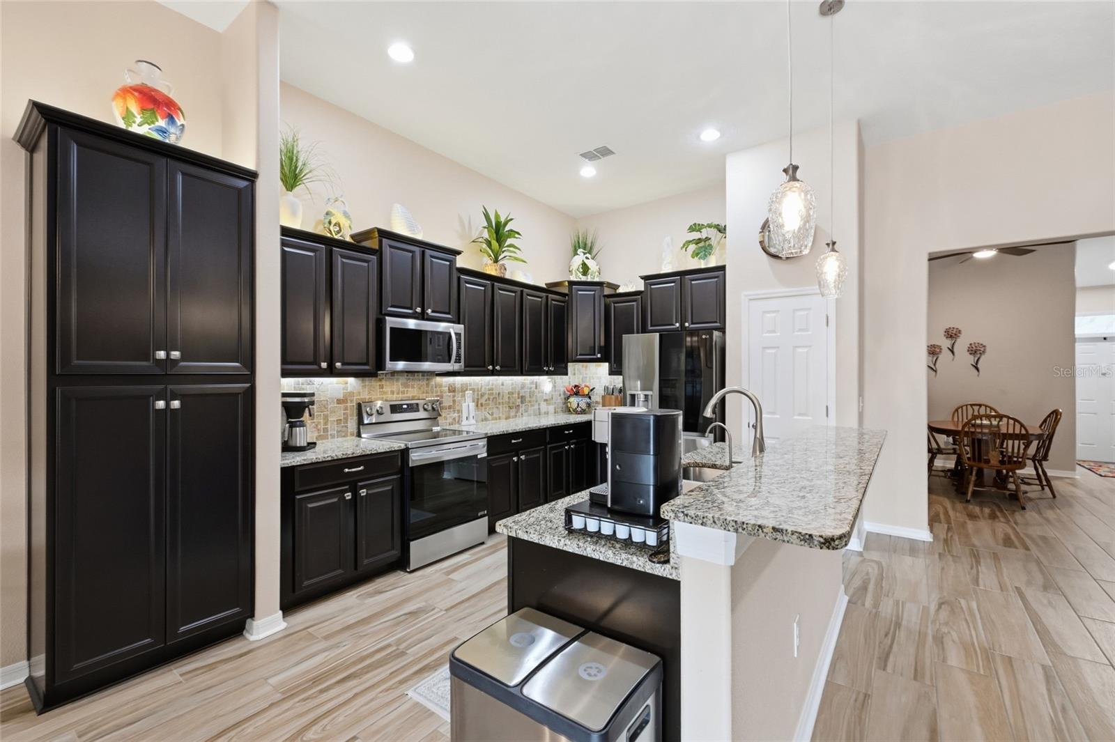 10835 CARLOWAY HILLS DR