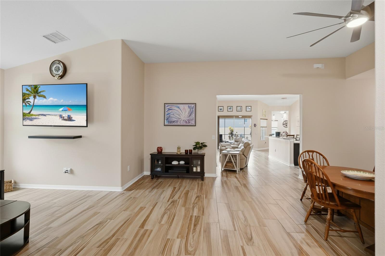 10835 CARLOWAY HILLS DR