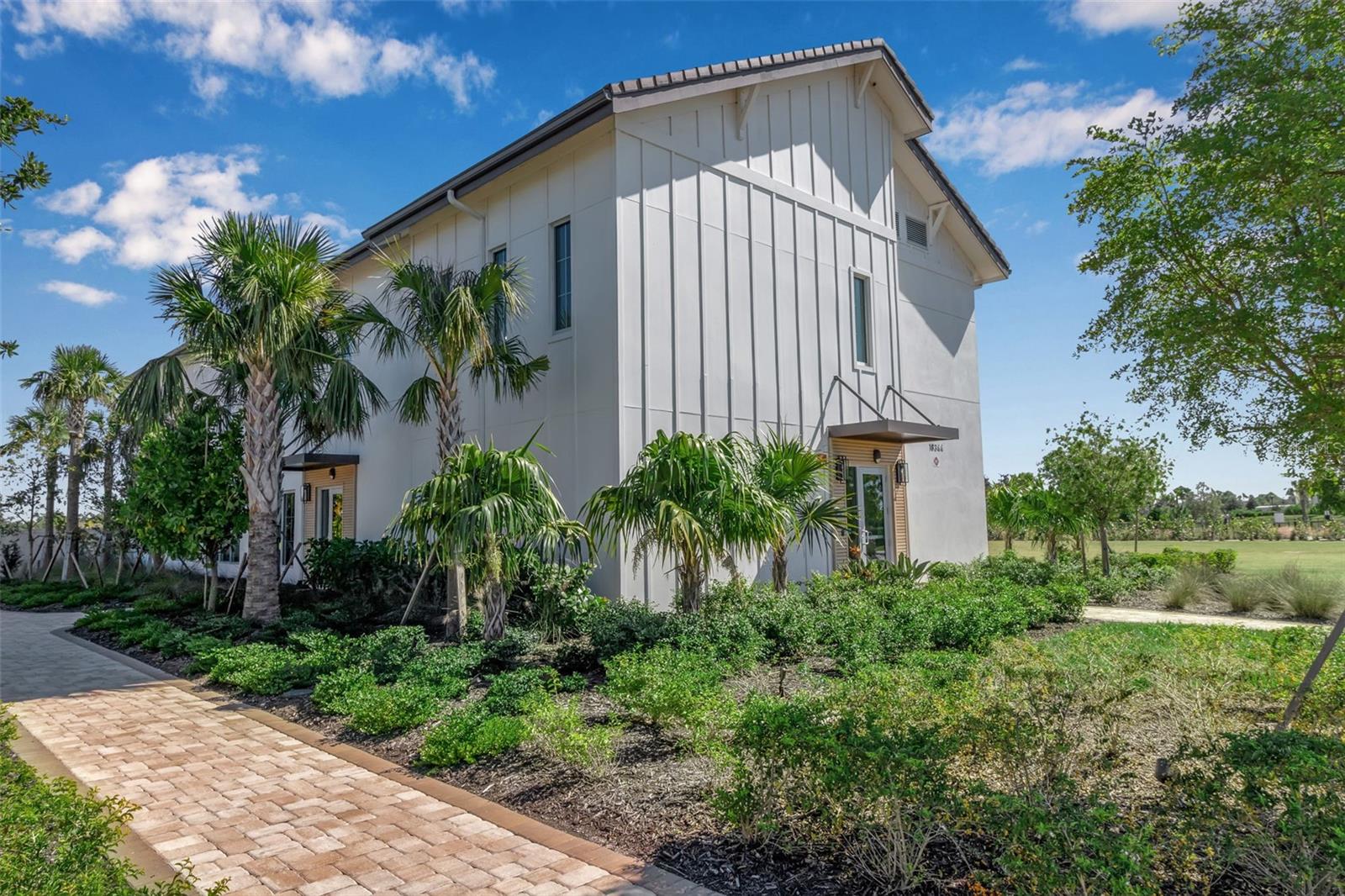 17519 CRESCENT MOON LOOP