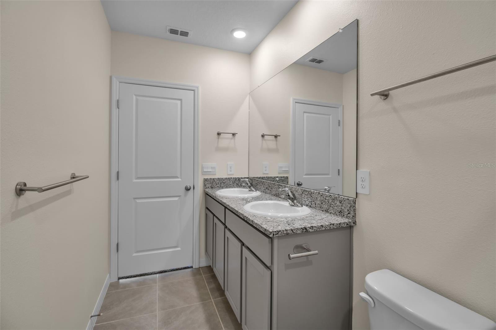 17519 CRESCENT MOON LOOP