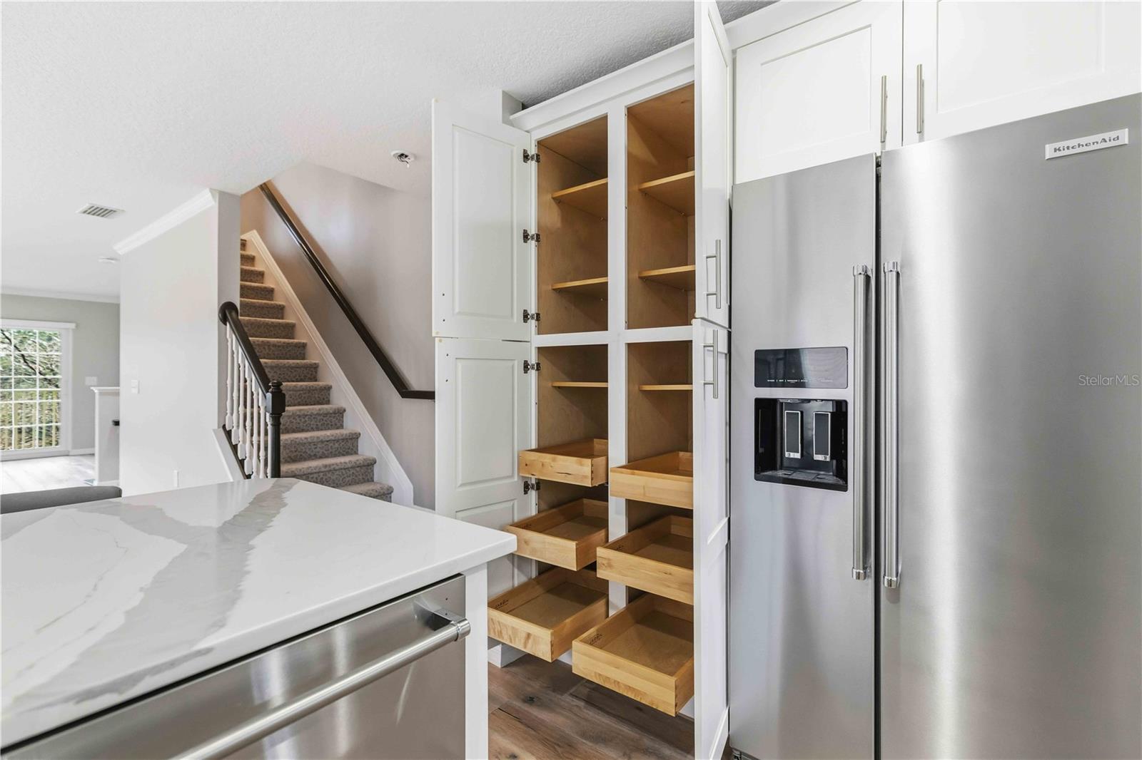 9040 WHITE SAGE LOOP