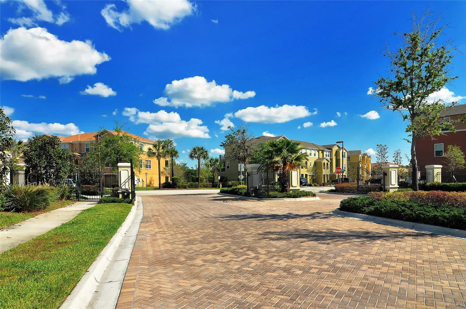 9040 WHITE SAGE LOOP