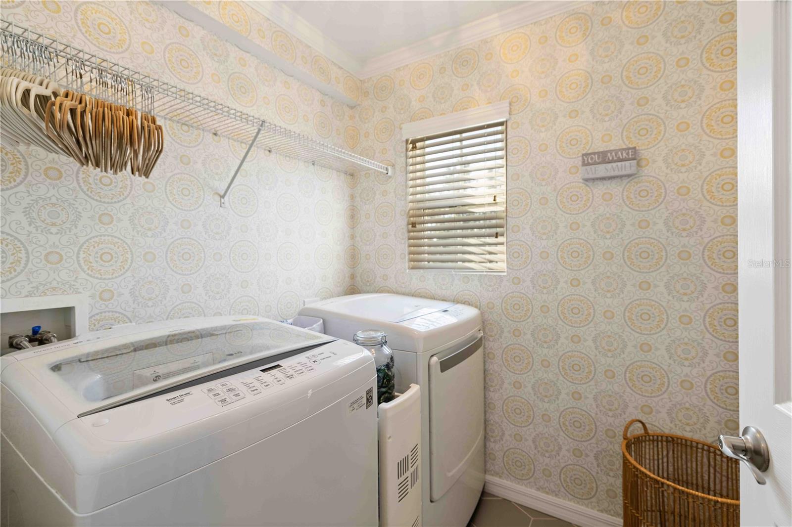 9040 WHITE SAGE LOOP