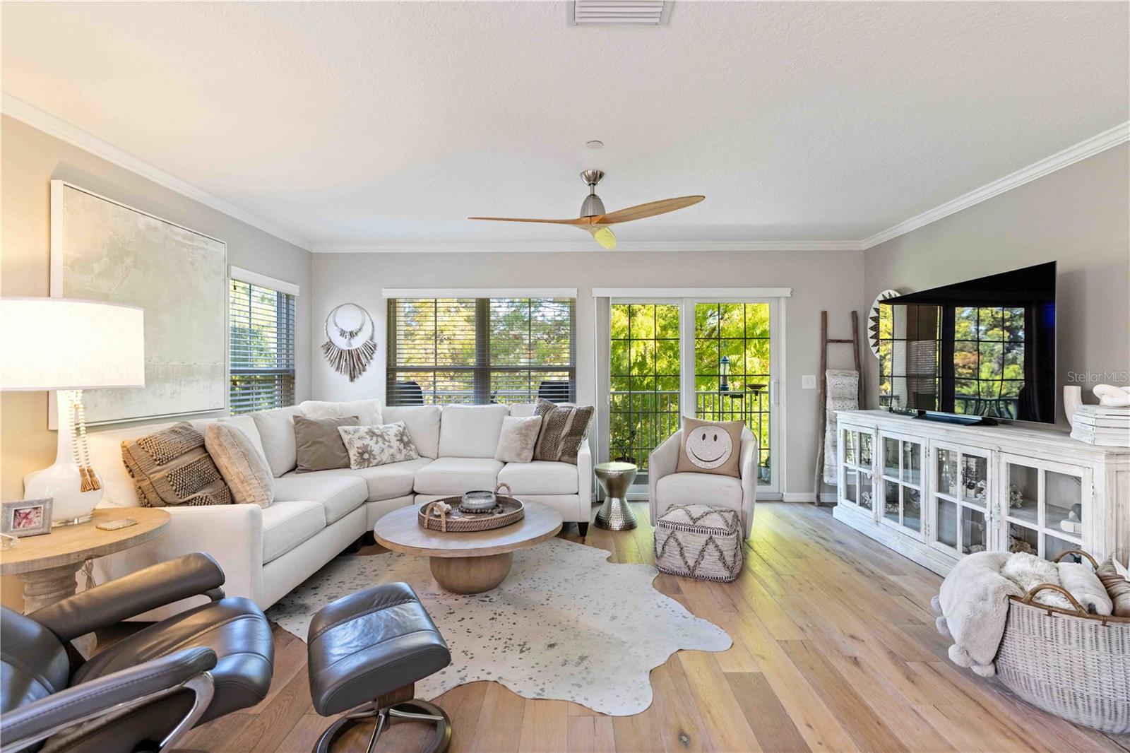 9040 WHITE SAGE LOOP