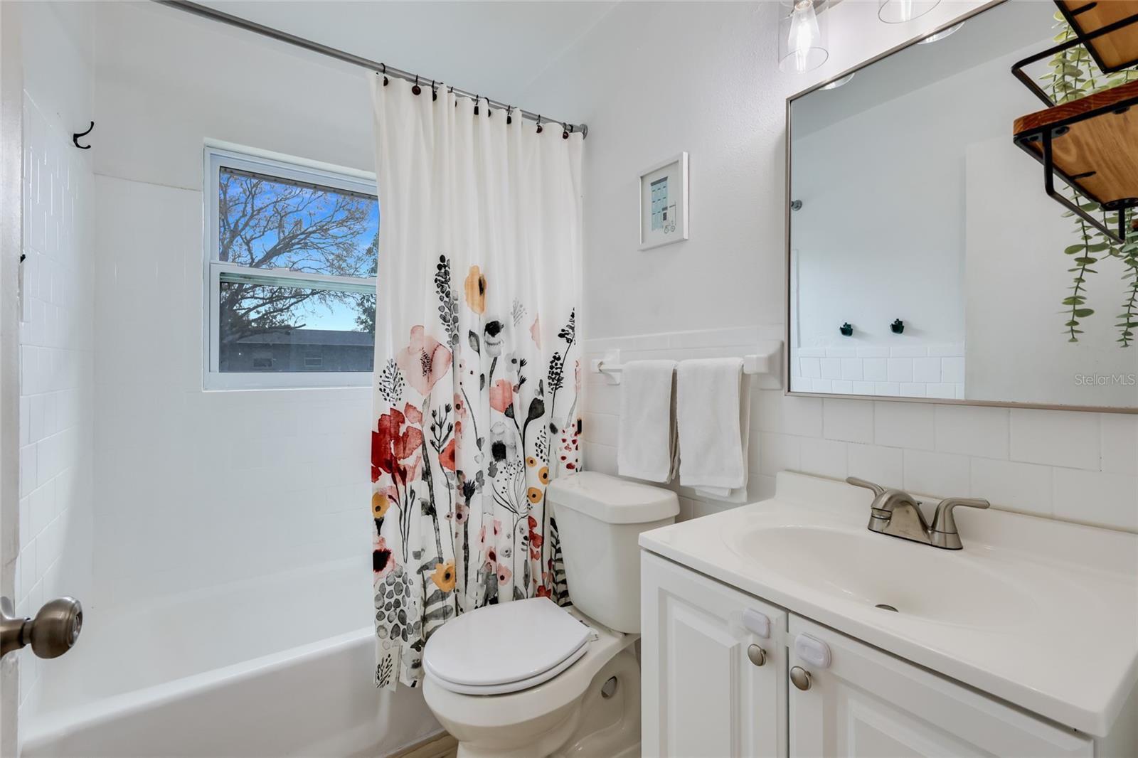 2415 18TH STREET CT E