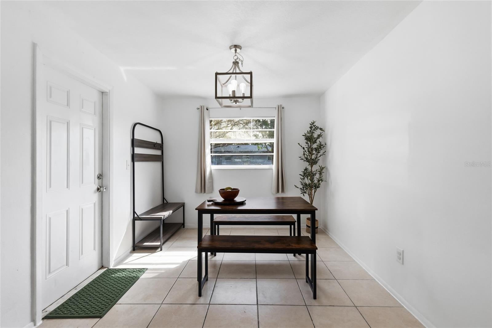 2415 18TH STREET CT E