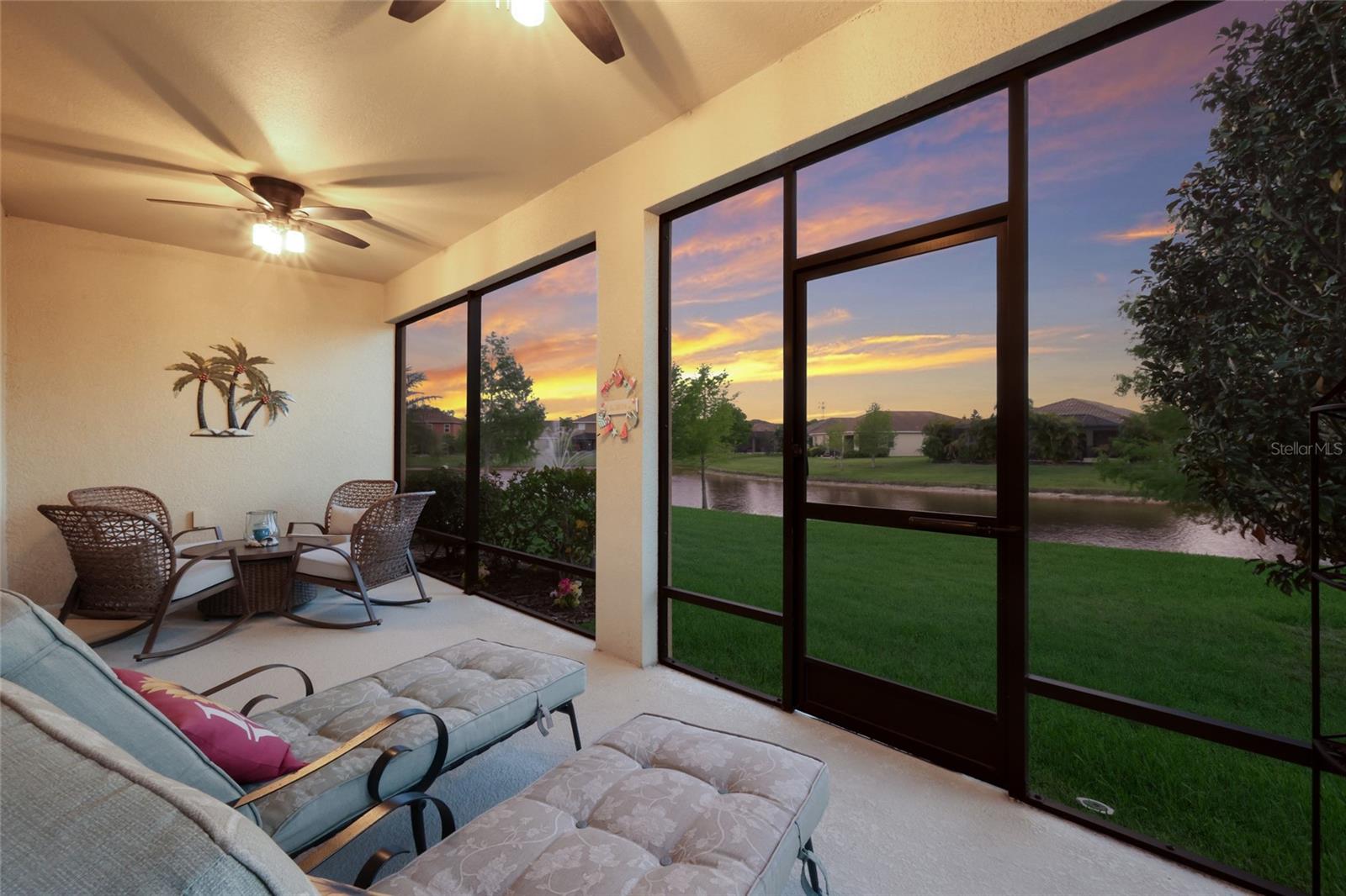 2937 ESMERALDA DR