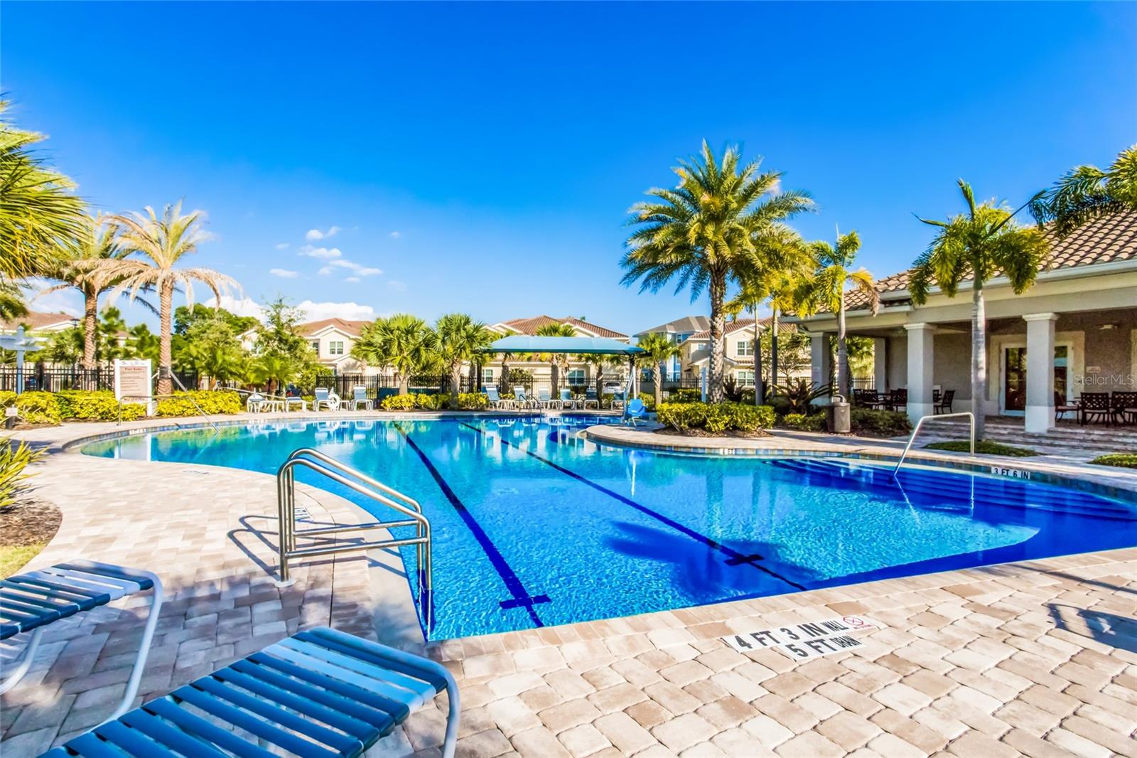 2937 ESMERALDA DR
