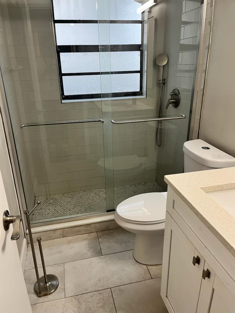 3810 W CLEVELAND ST #B