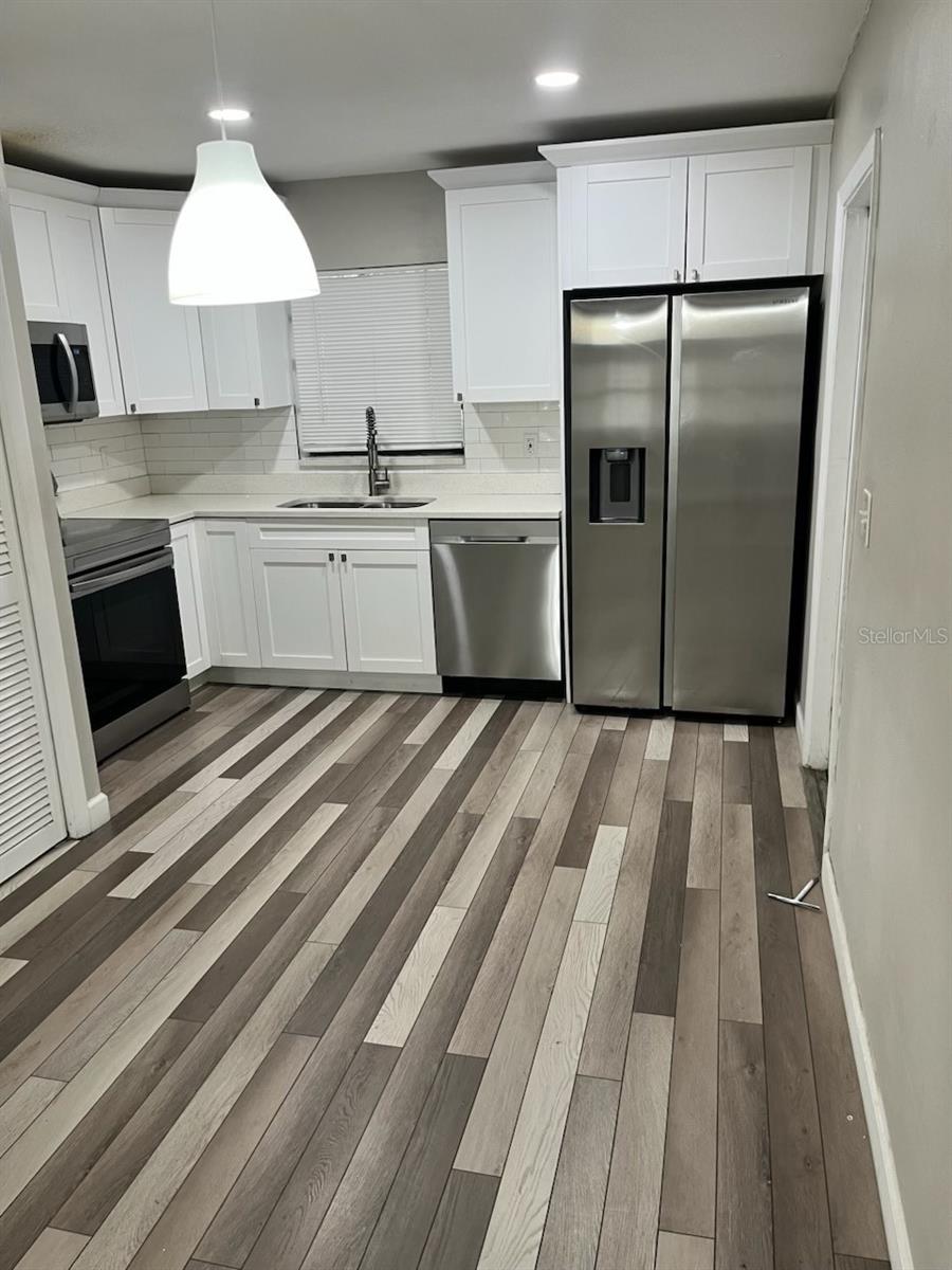 3810 W CLEVELAND ST #B