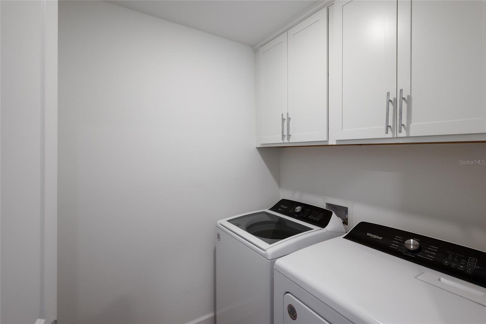 6072 BAYWOOD CT