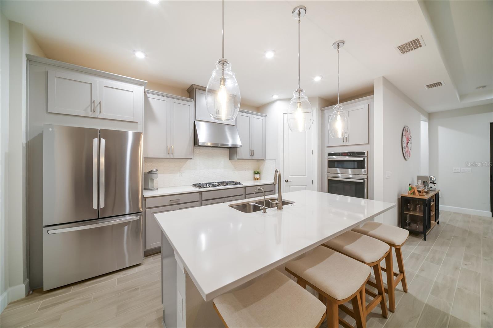 11112 DEVONBRIDGE DR