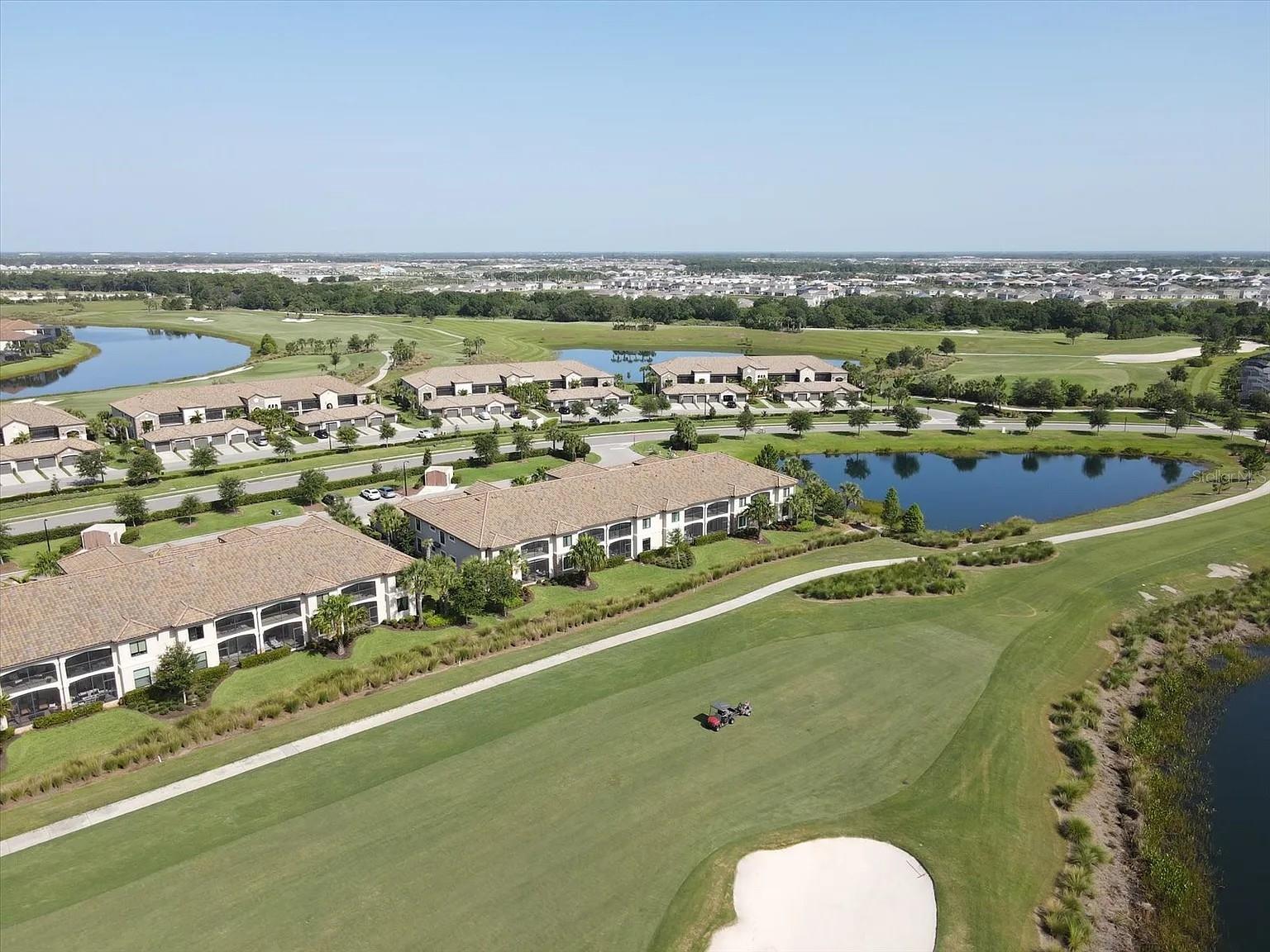 5558 PALMER CIR #101