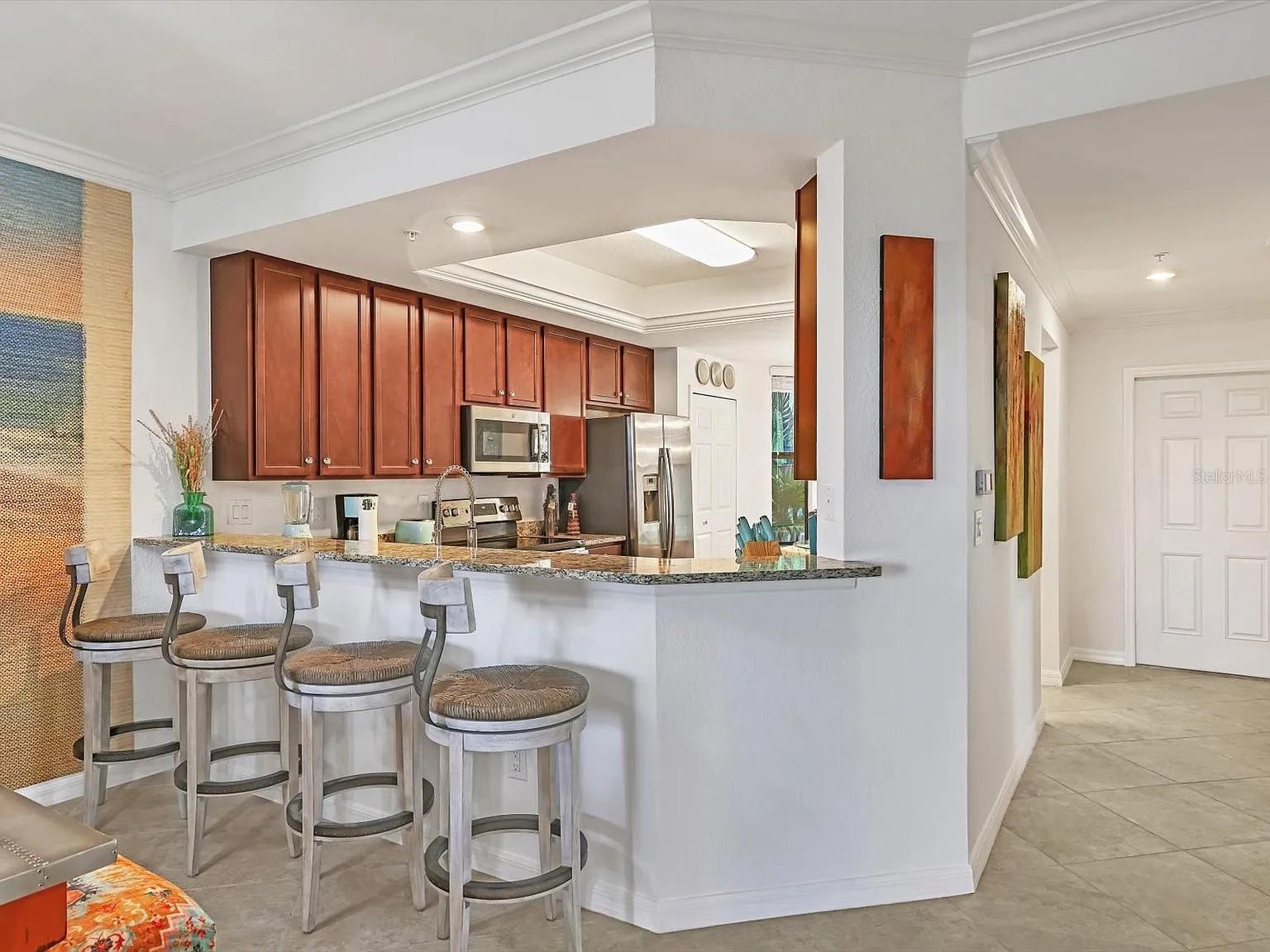5558 PALMER CIR #101