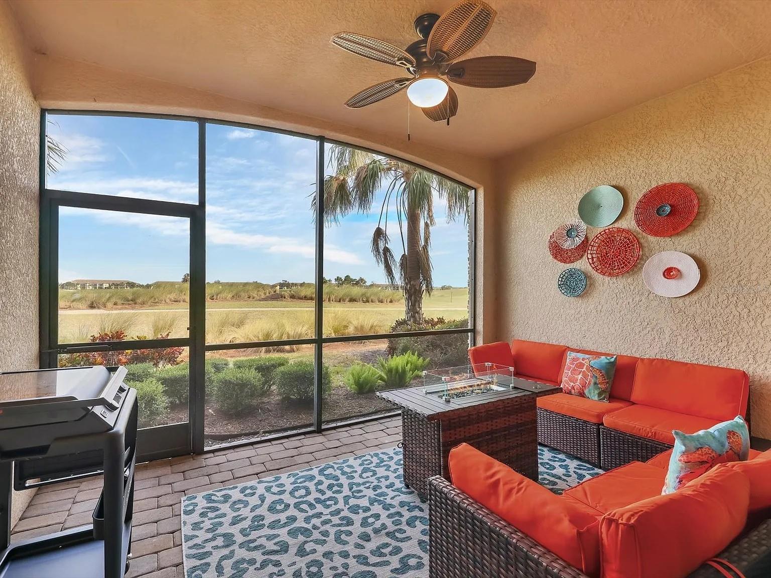 5558 PALMER CIR #101