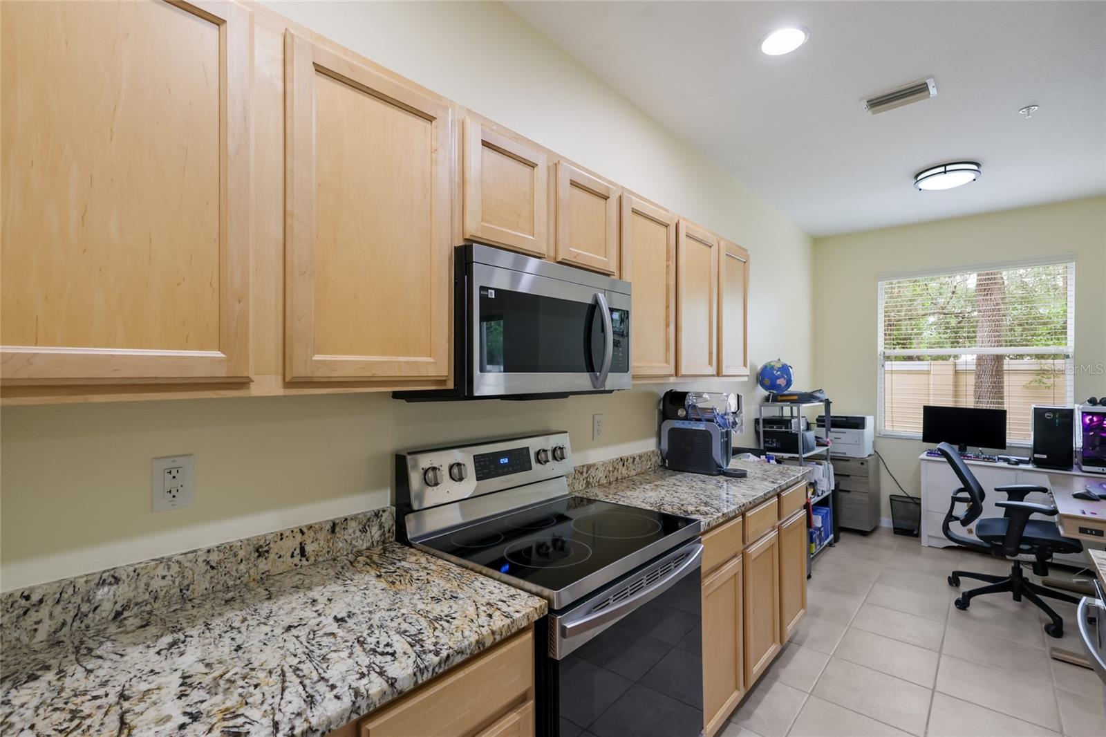 3793 PARKRIDGE CIR #3-105