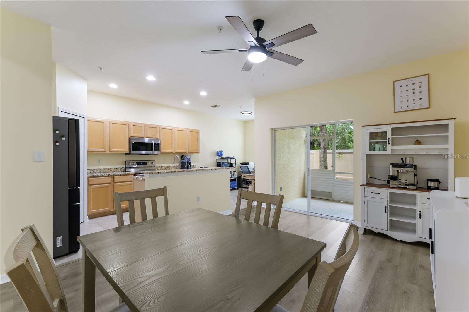 3793 PARKRIDGE CIR #3-105