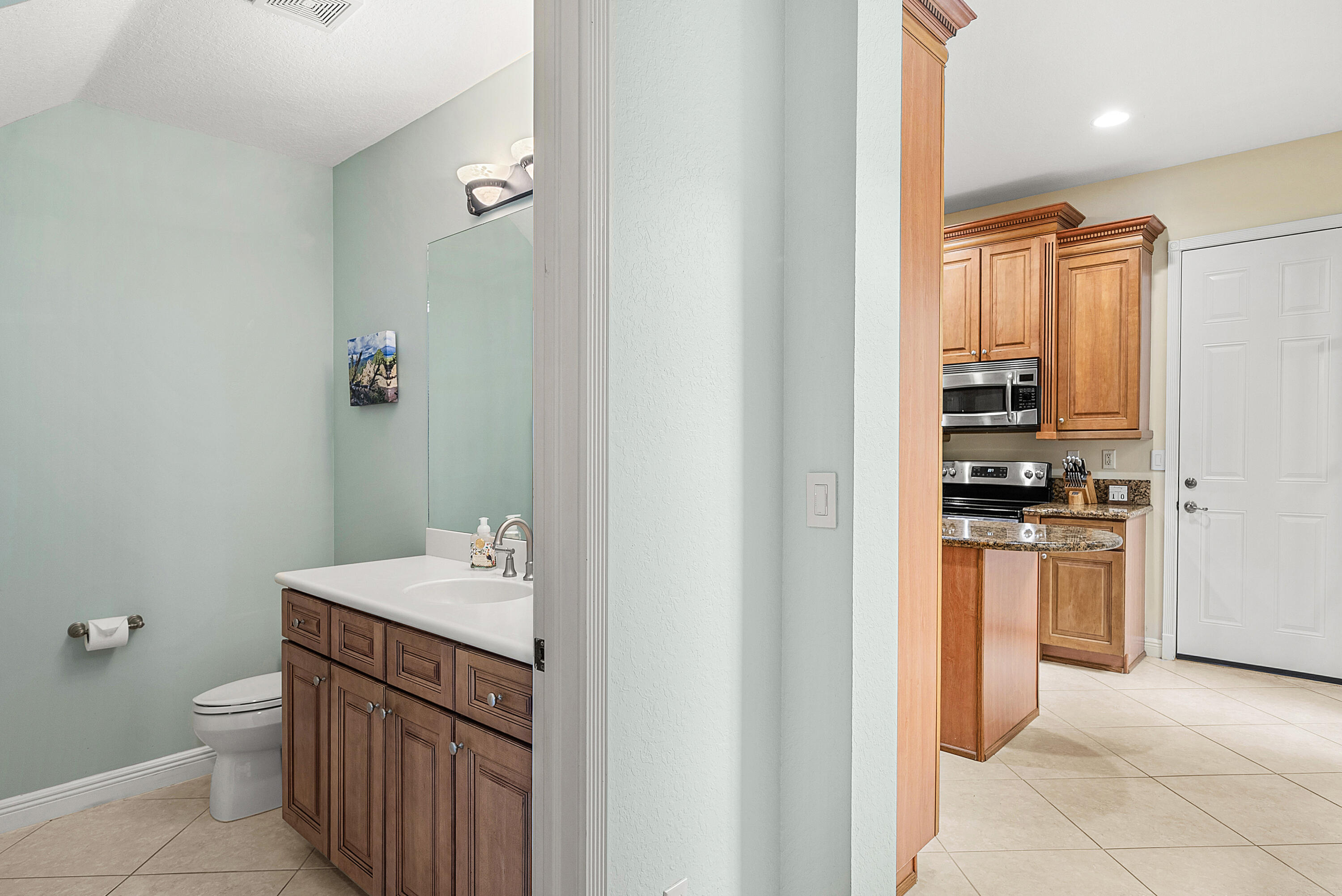 704 NW 83rd Place