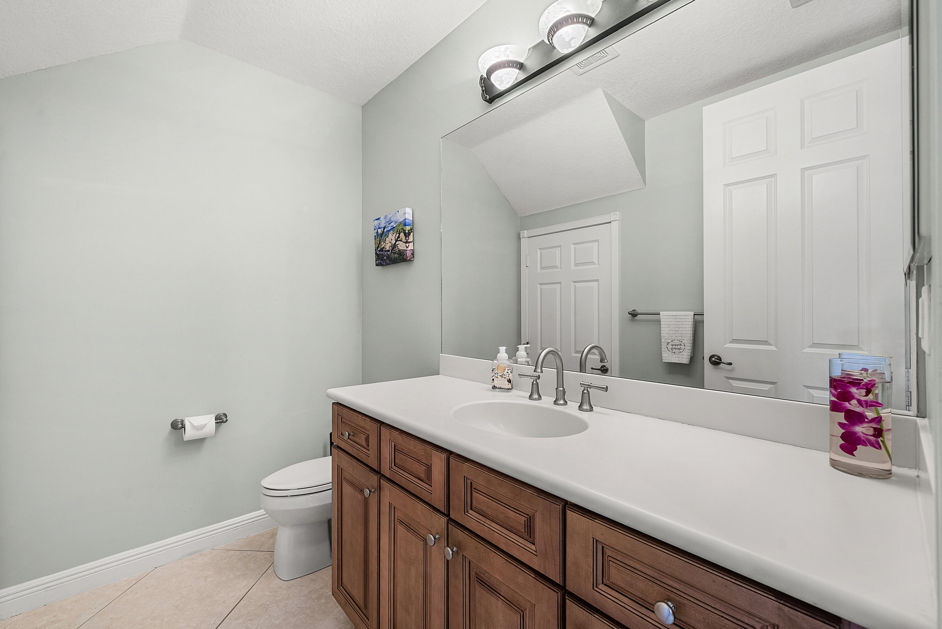 704 NW 83rd Place
