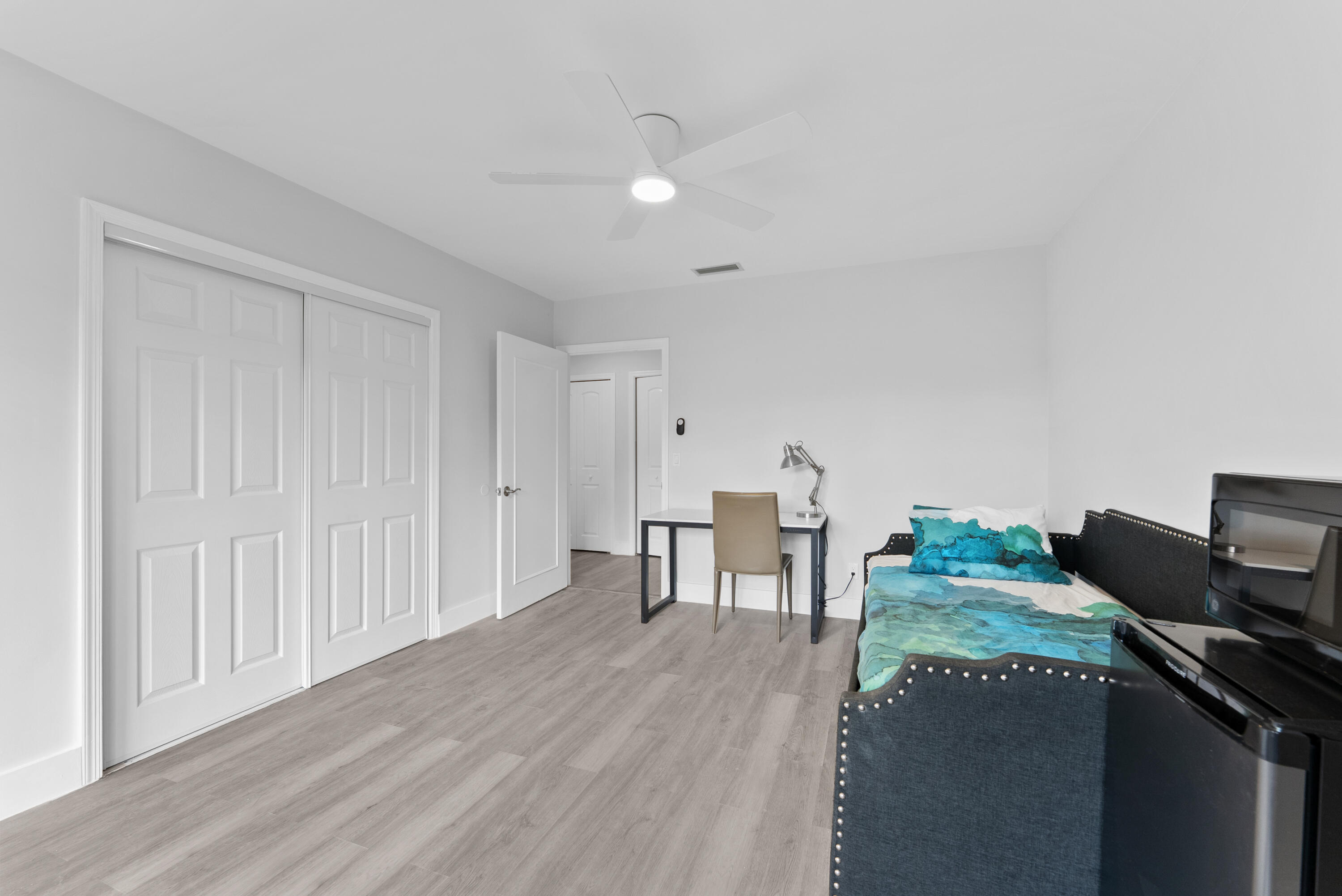 4120 NW 99th Avenue