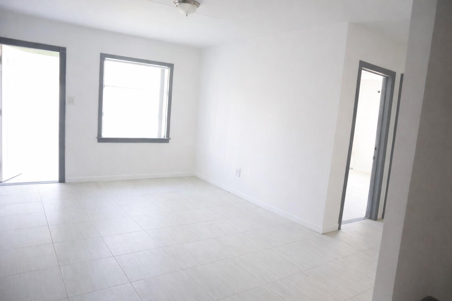 1056 NE 34th Court