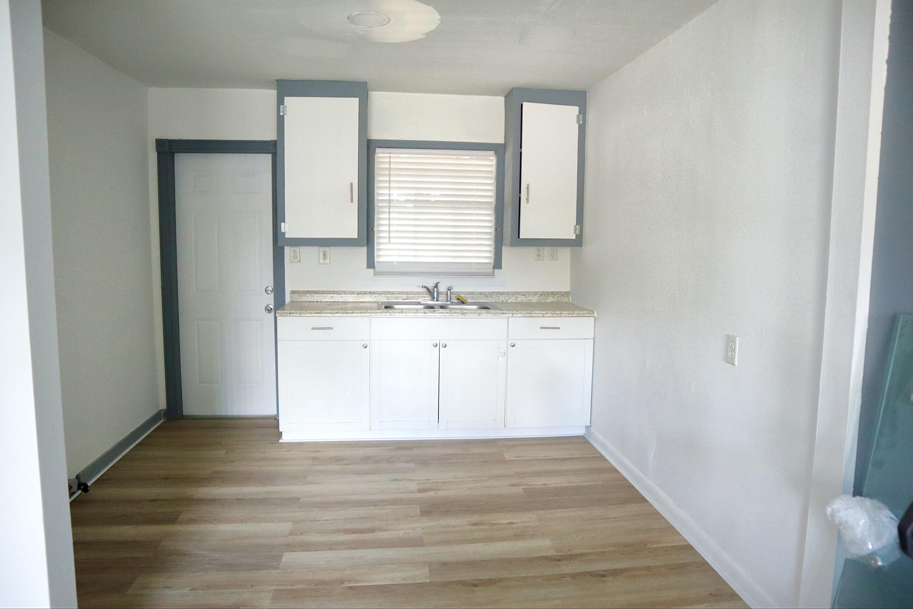 1056 NE 34th Court