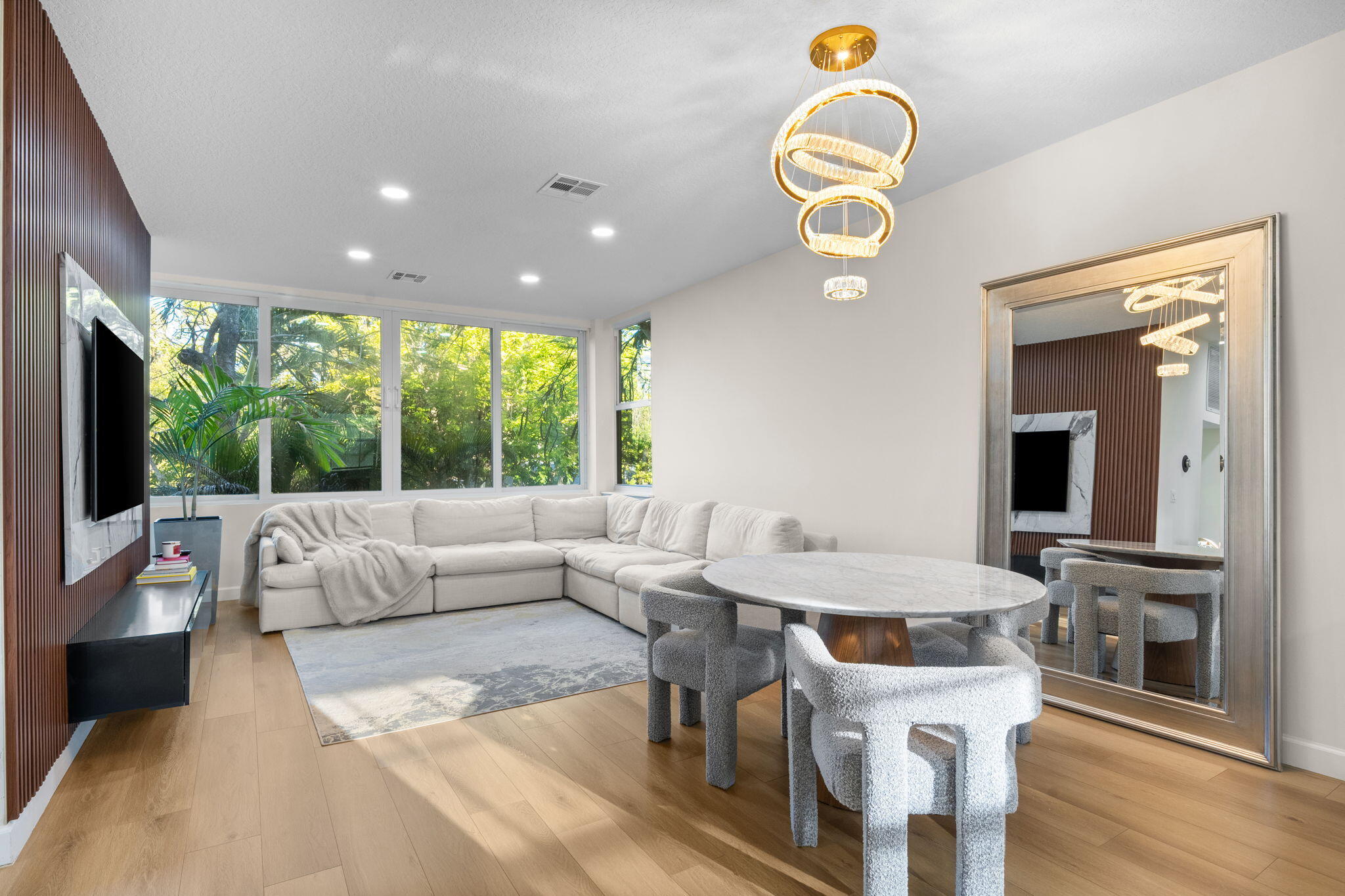 1213 Tequesta Street