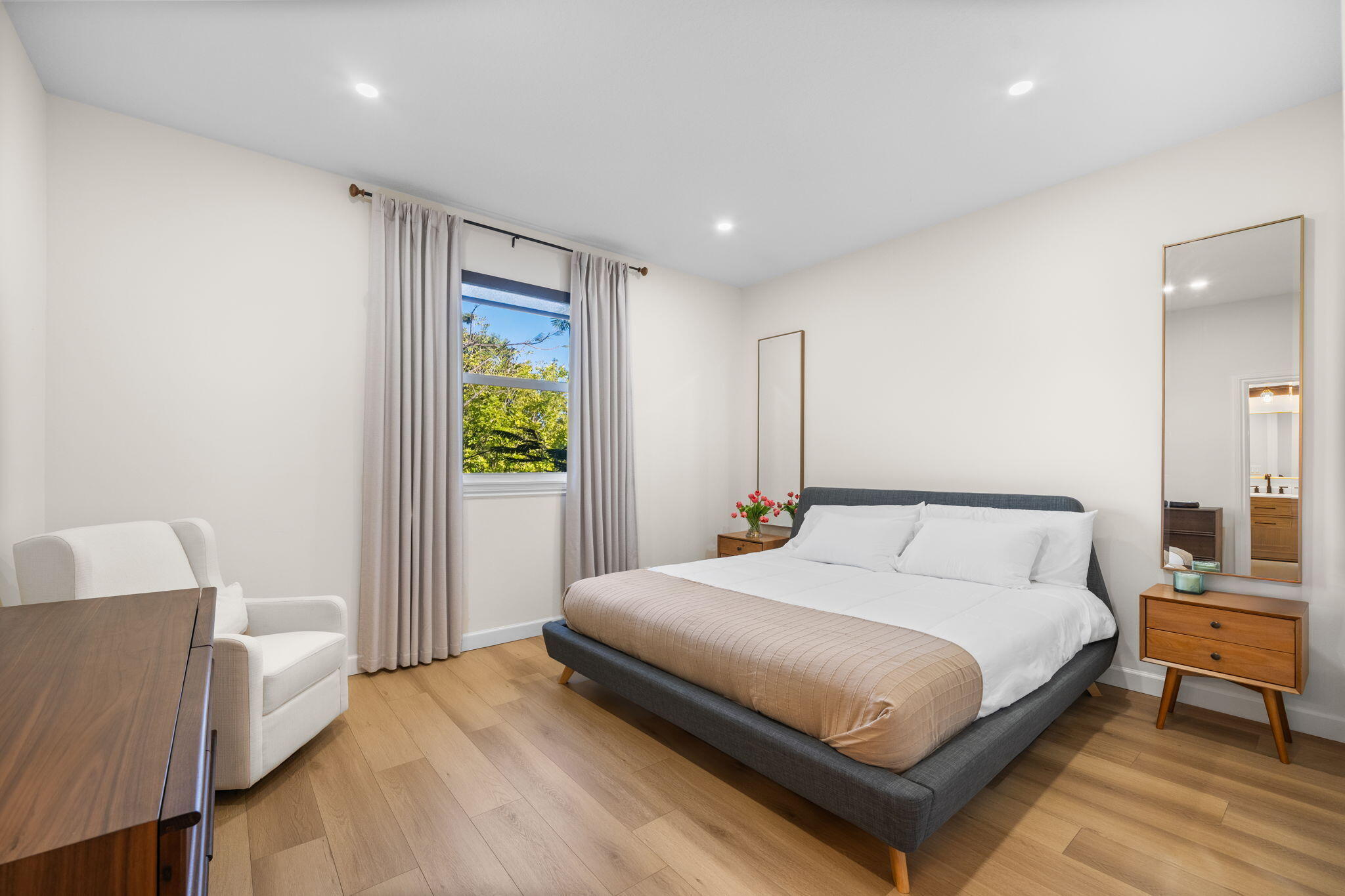 1213 Tequesta Street