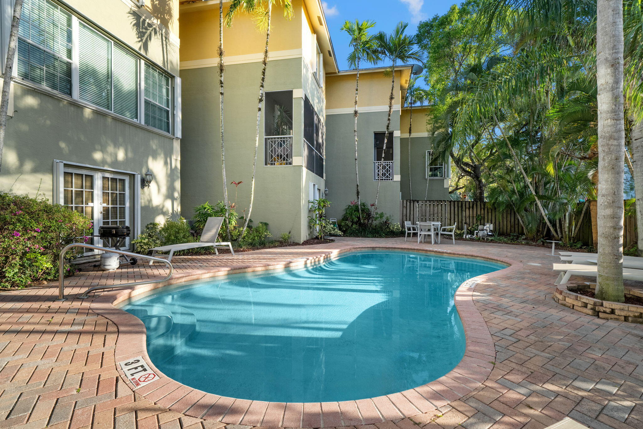 1213 Tequesta Street