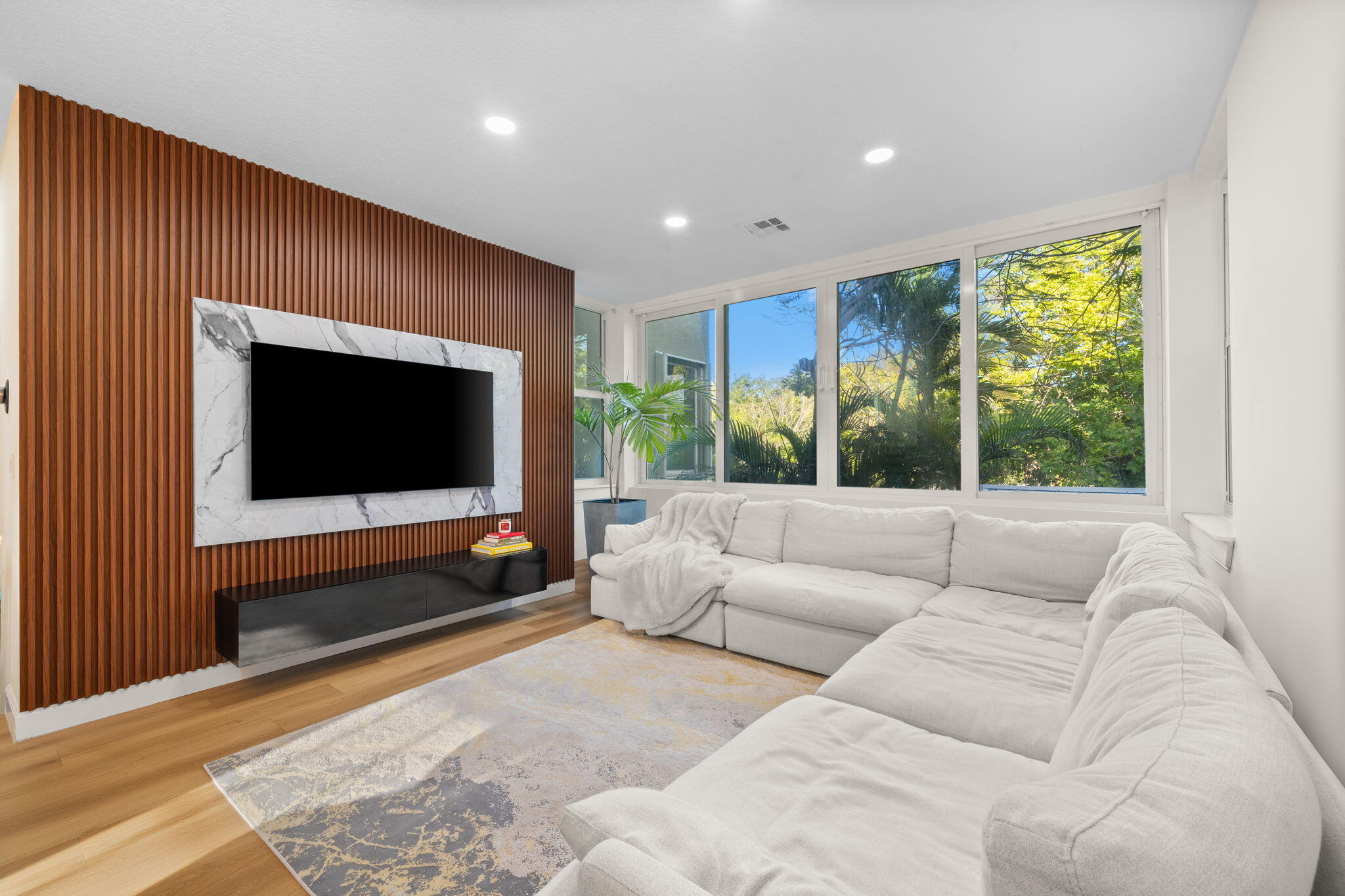 1213 Tequesta Street