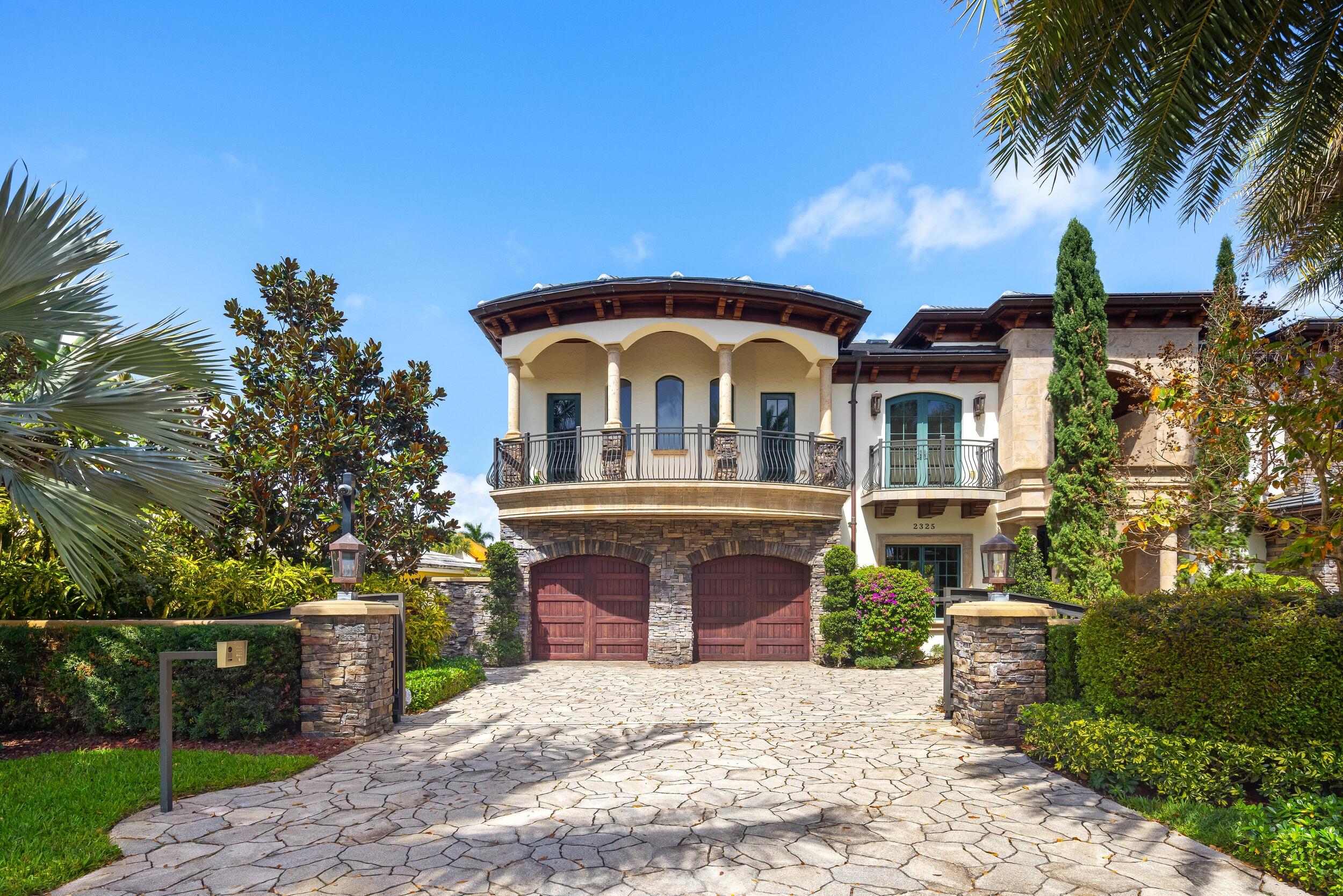 2325 NE 27th Street
