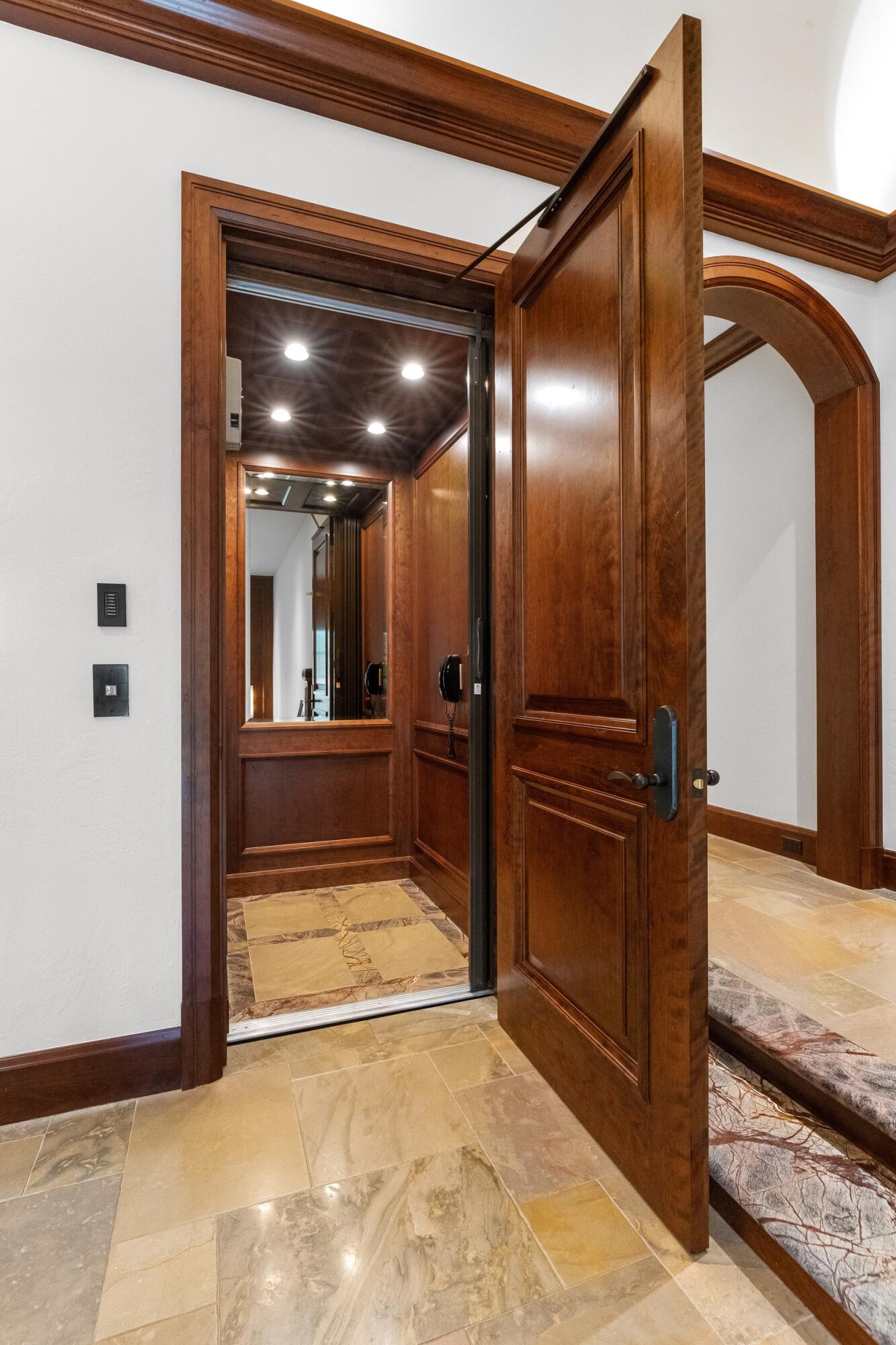 2325 NE 27th Street