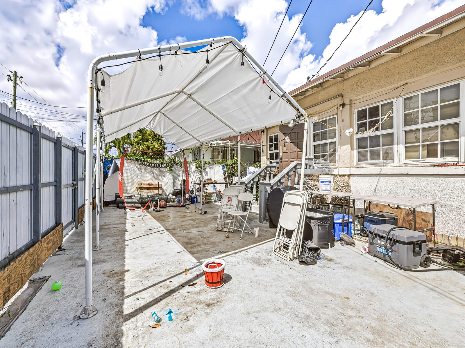1757 NW 1st Street