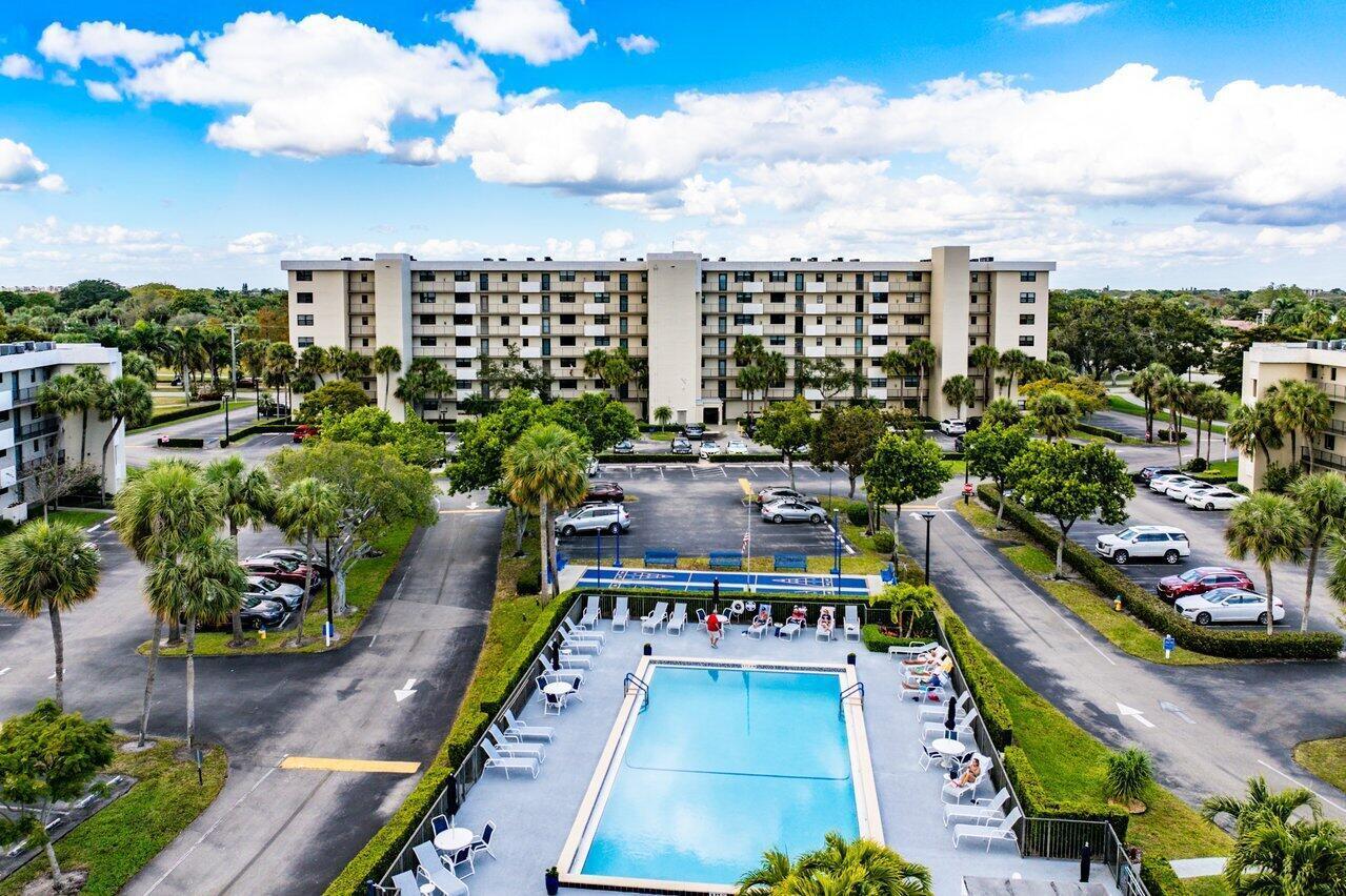 2400 Deer Creek Country Club Boulevard 609-1