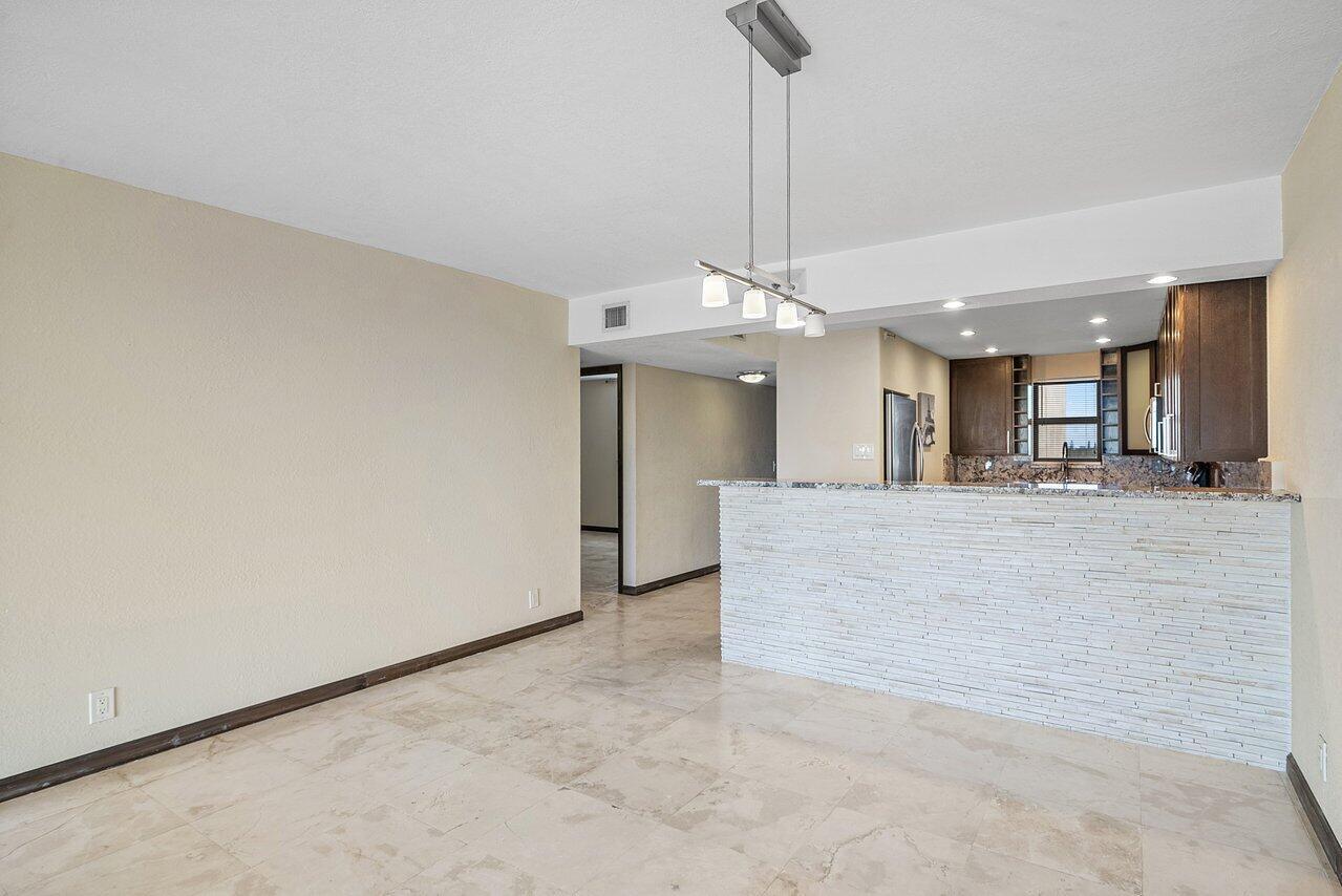 2400 Deer Creek Country Club Boulevard 609-1