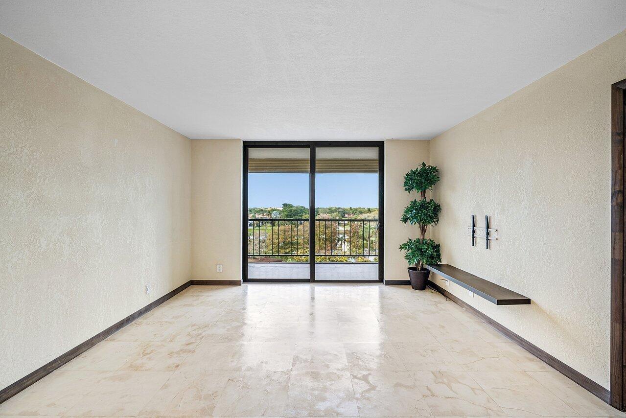 2400 Deer Creek Country Club Boulevard 609-1