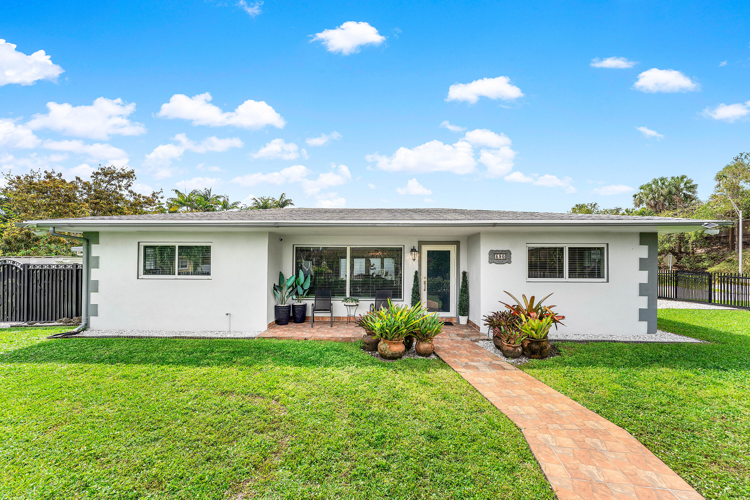 590 NW 126th Street
