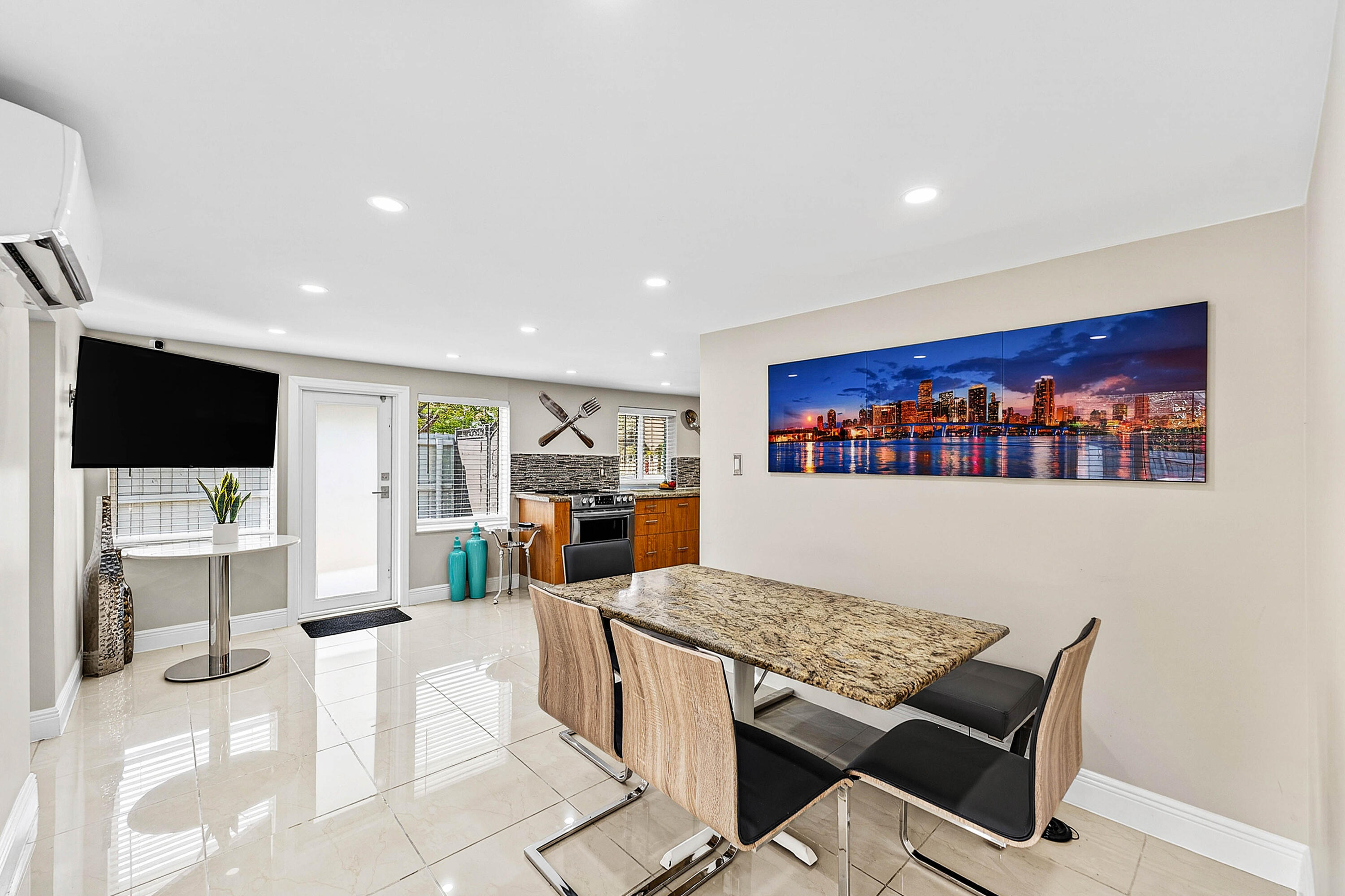 590 NW 126th Street