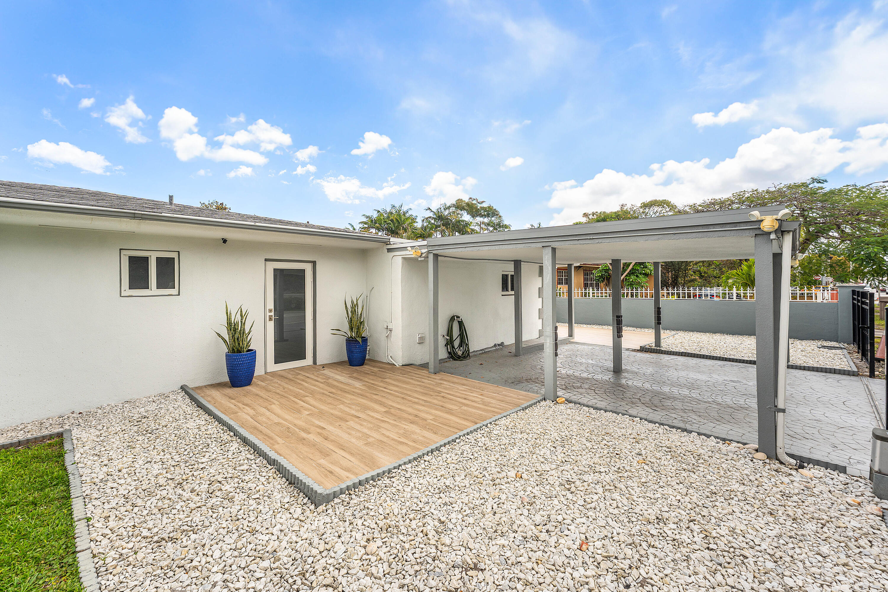 590 NW 126th Street