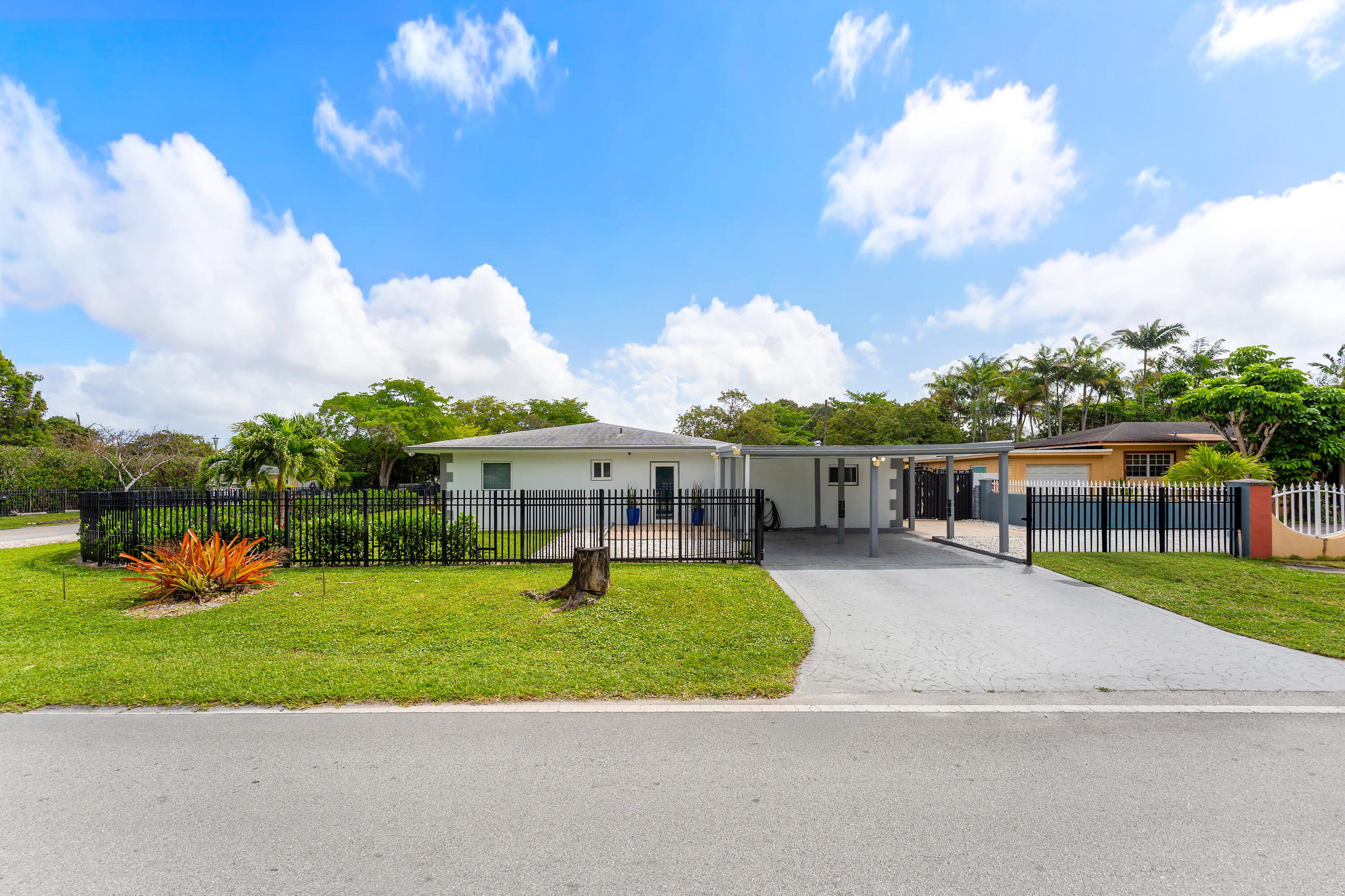 590 NW 126th Street