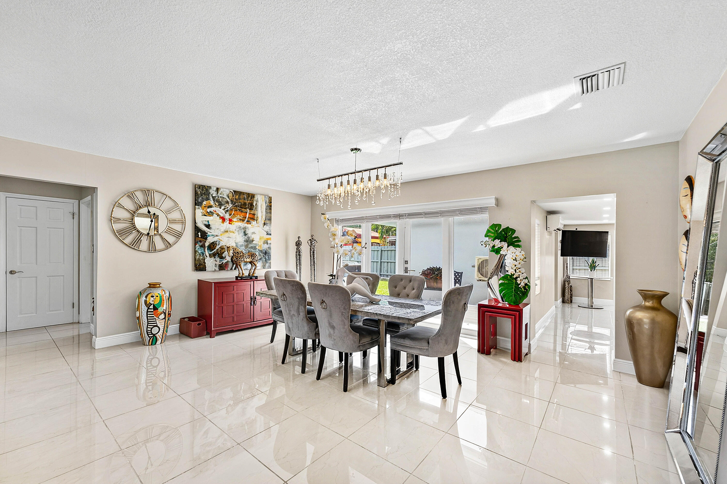 590 NW 126th Street
