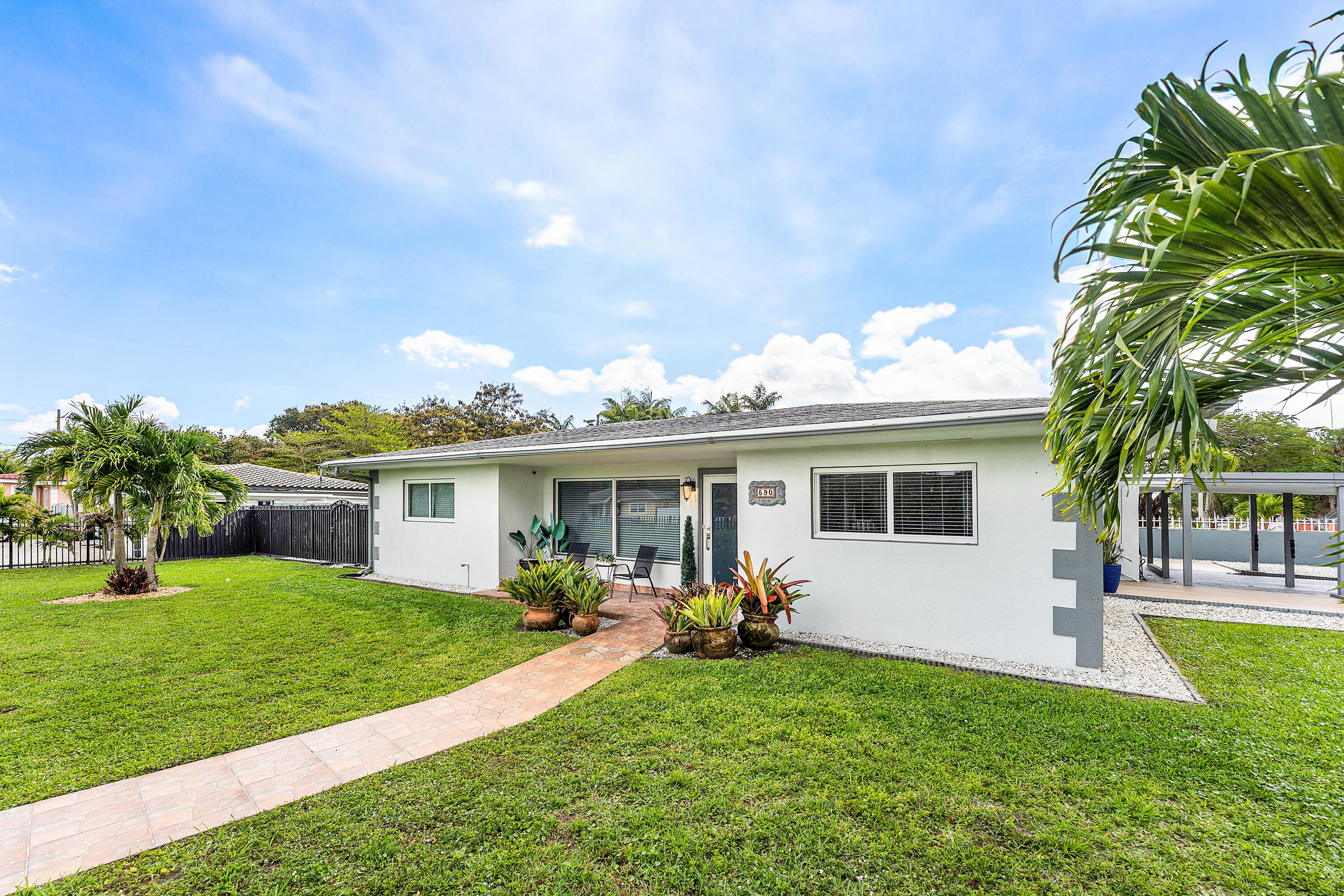 590 NW 126th Street