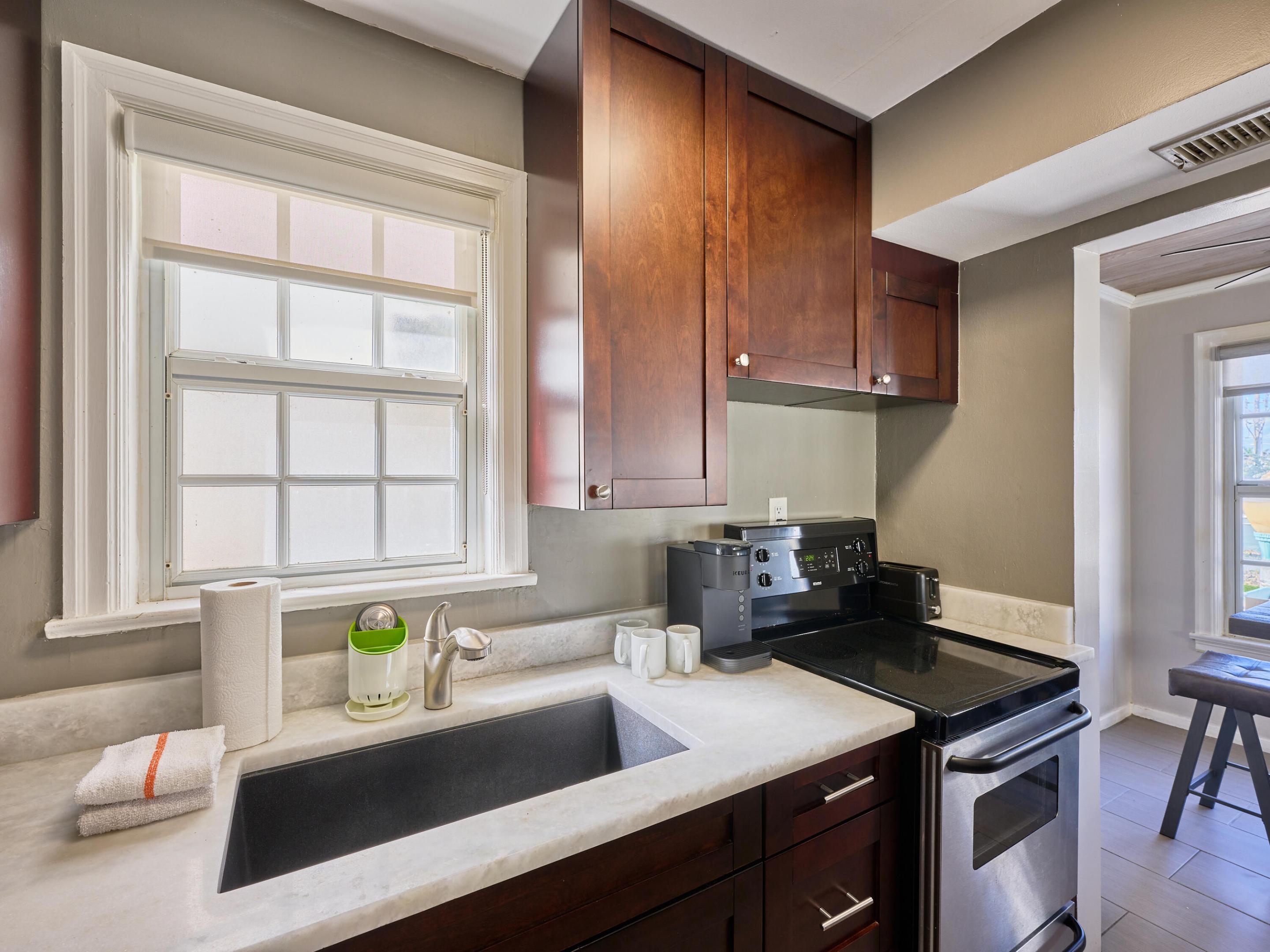 1214 E Atlantic Avenue E 1