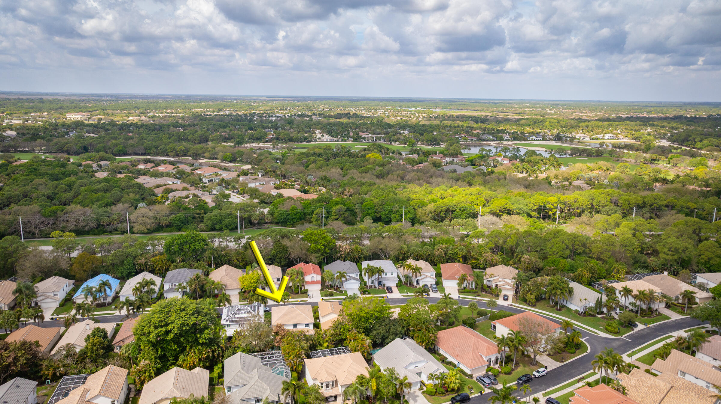 458 Woodview Circle