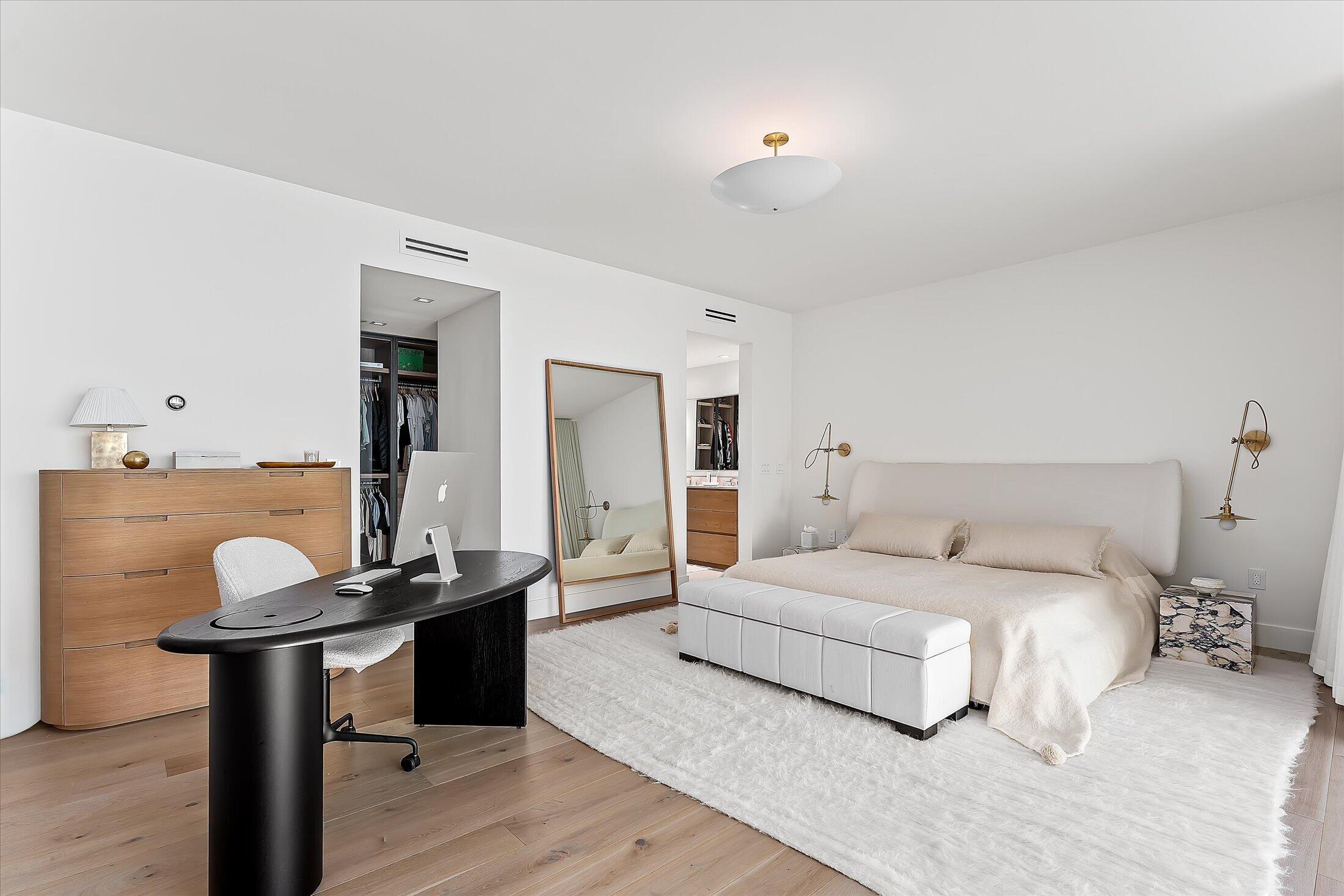 1040 Biscayne Boulevard 4002