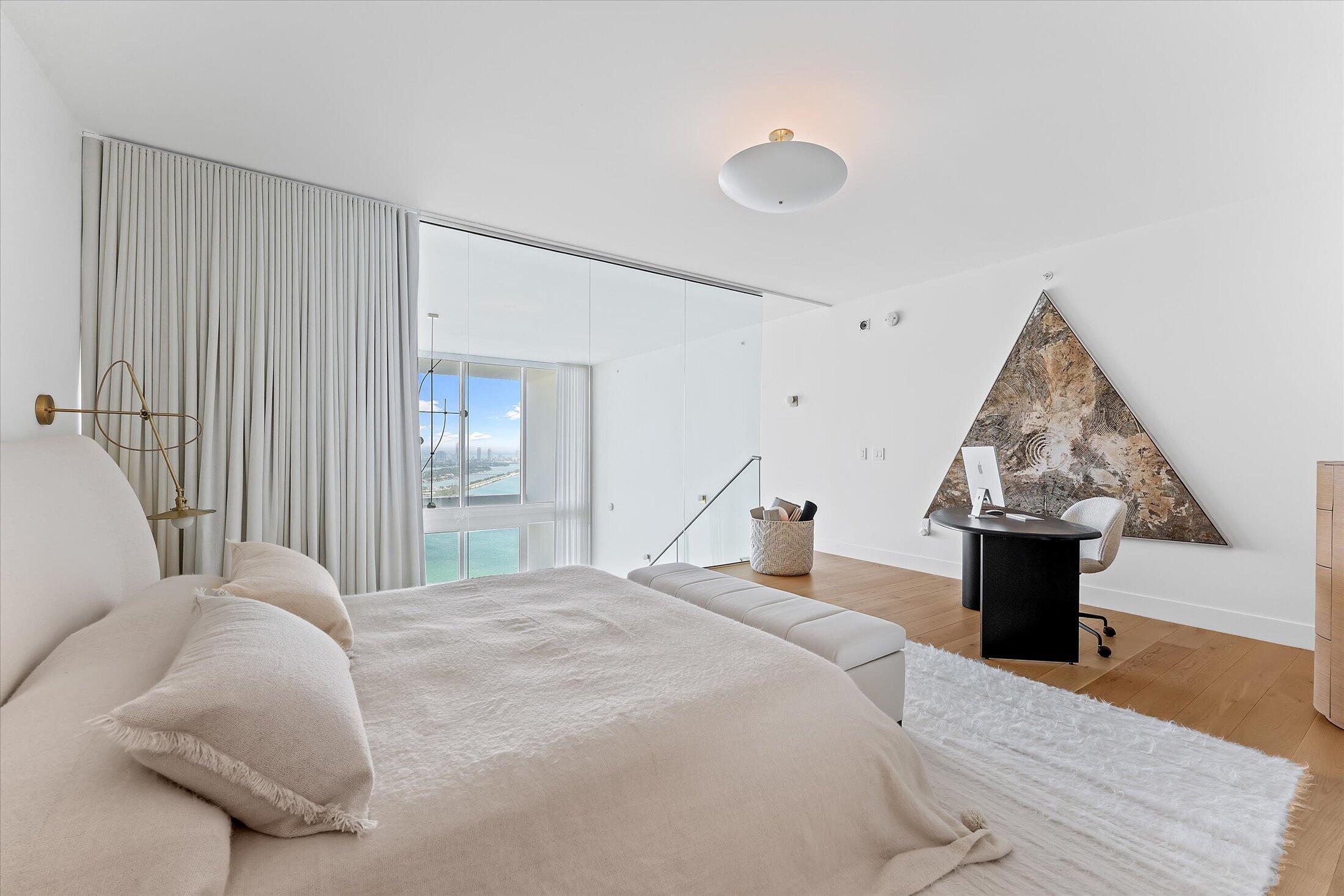 1040 Biscayne Boulevard 4002