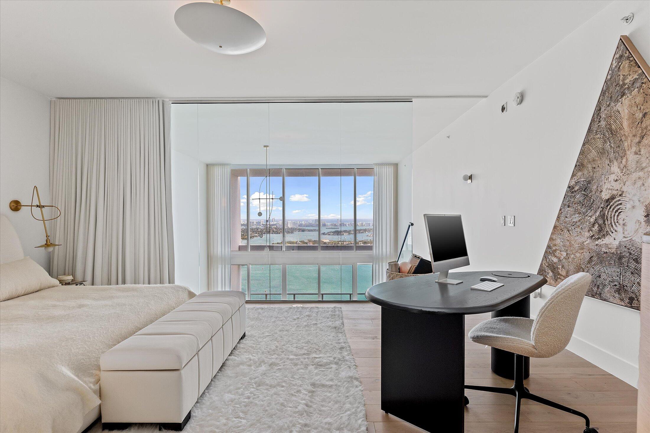 1040 Biscayne Boulevard 4002