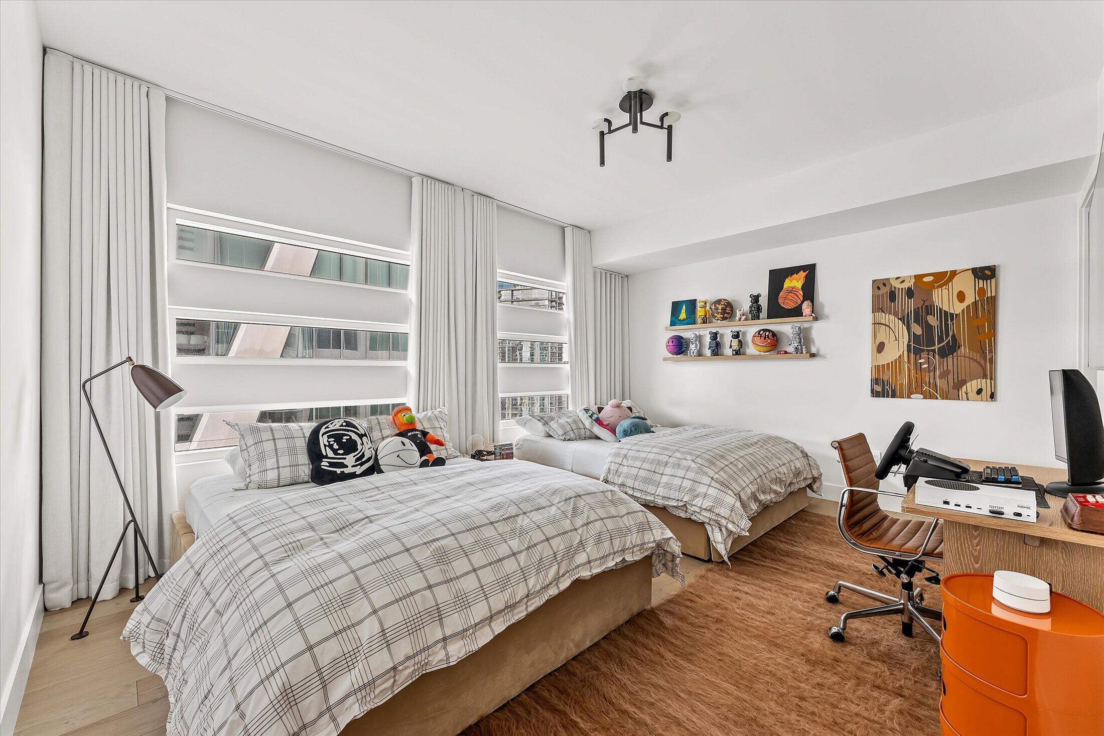 1040 Biscayne Boulevard 4002